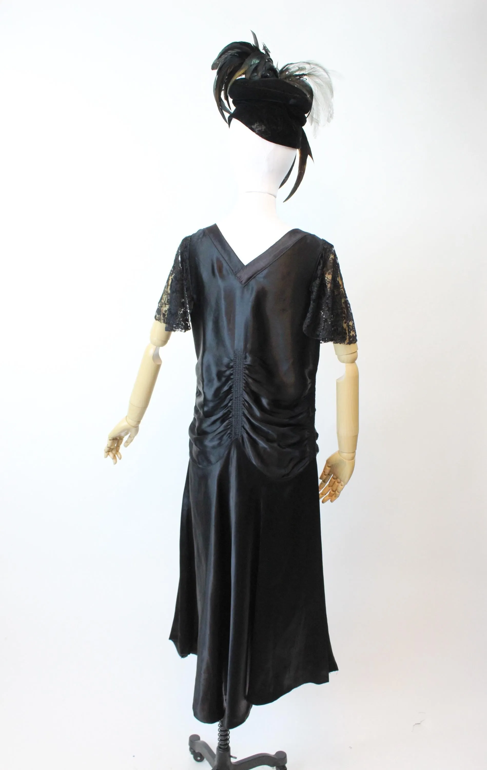 1920s LIQUID SATIN flutter sleeves dress small medium | new fall winter