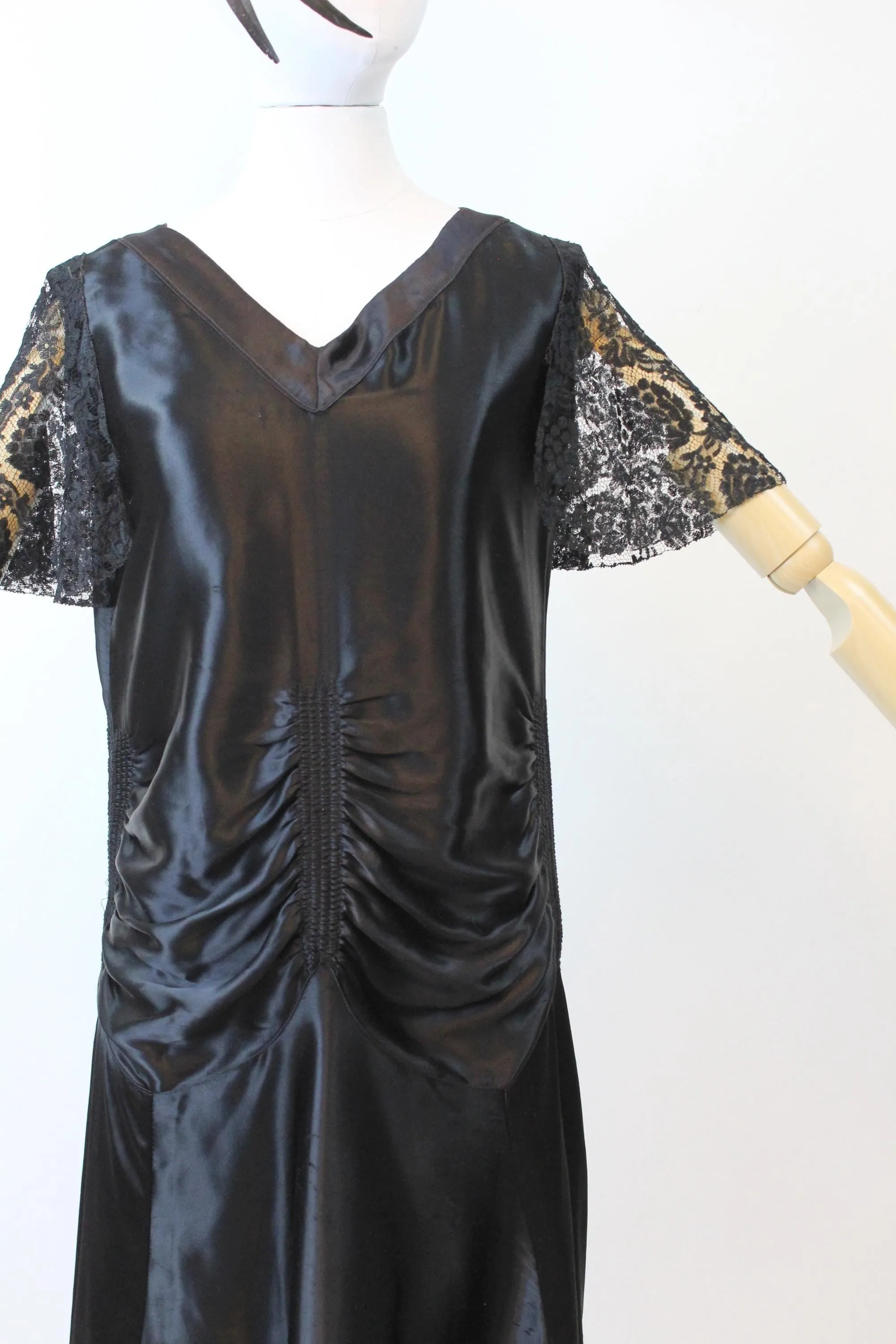 1920s LIQUID SATIN flutter sleeves dress small medium | new fall winter