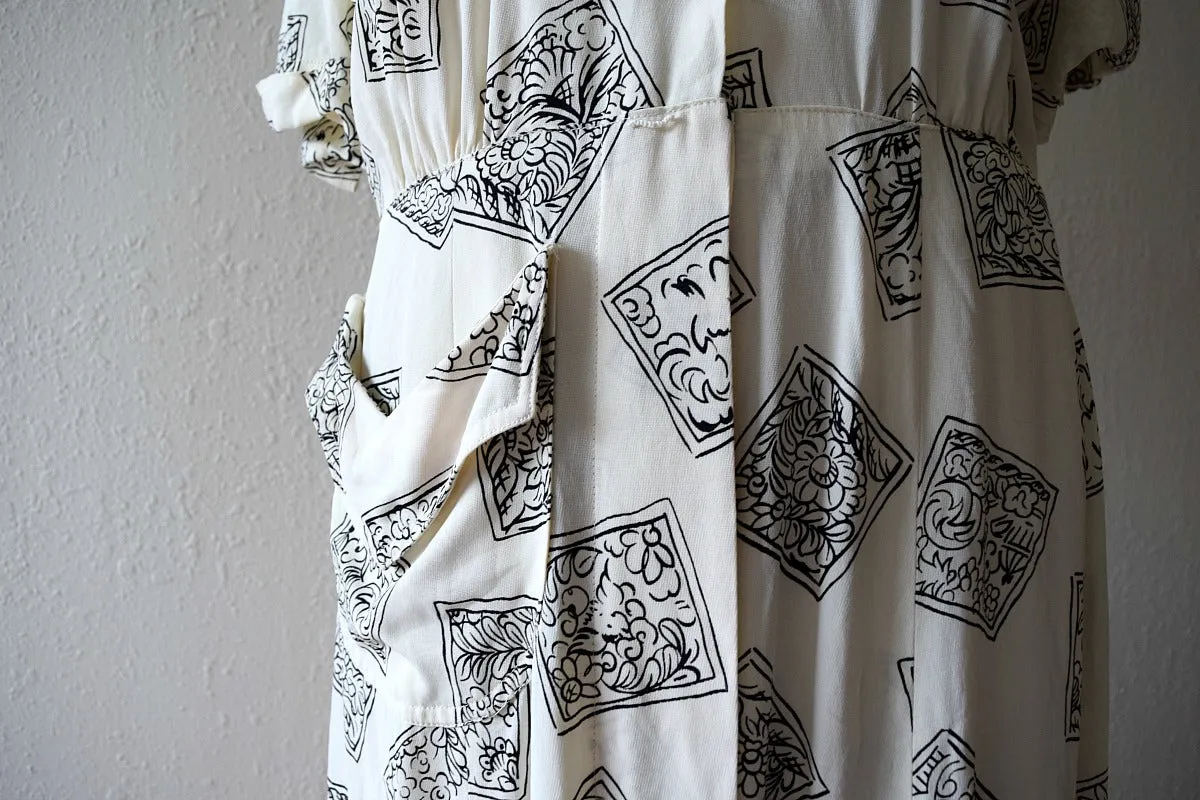 1940s rayon print dress . vintage 40s dress
