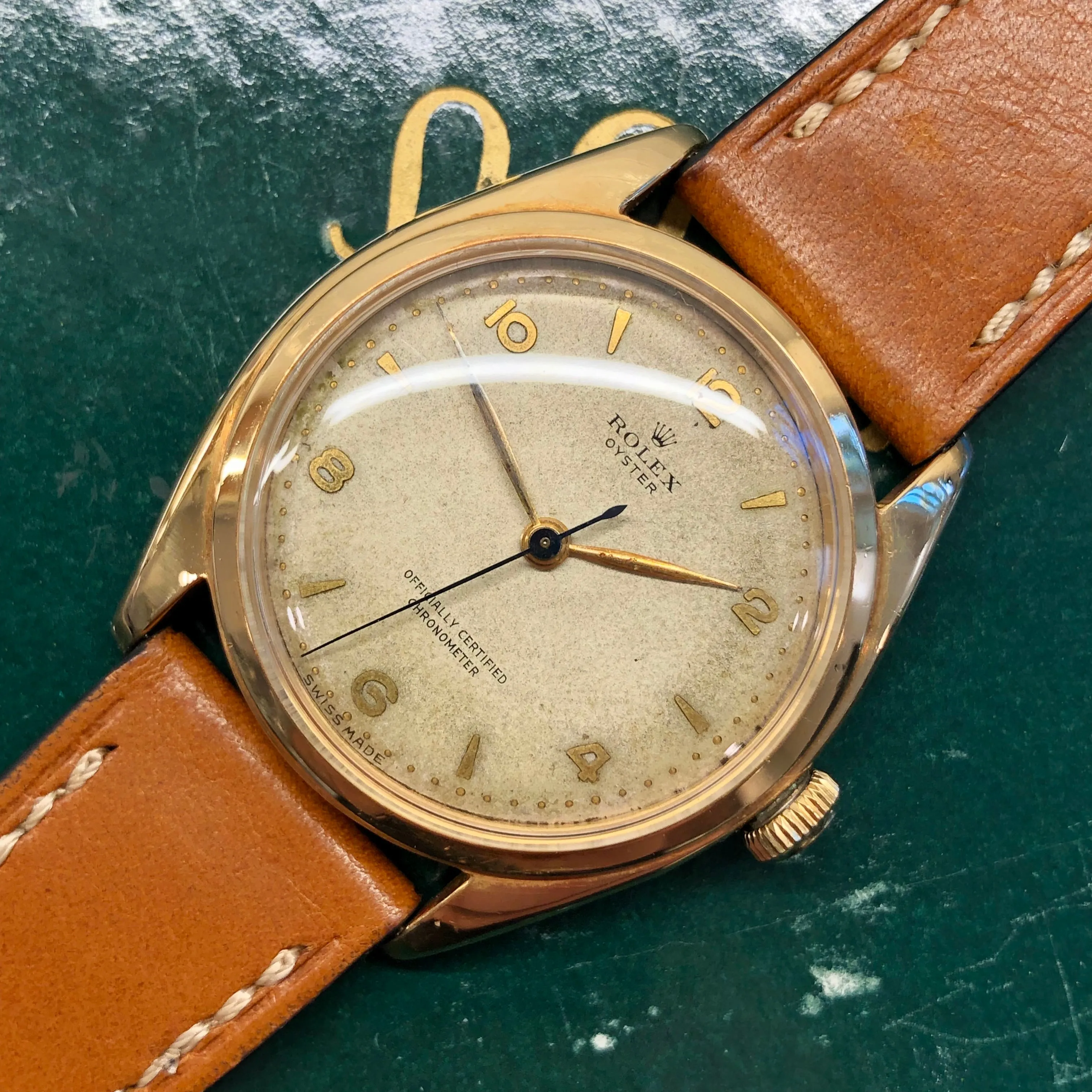 1947 Rolex Oyster 4365 18K Yellow Gold Chronometer Precision Wristwatch