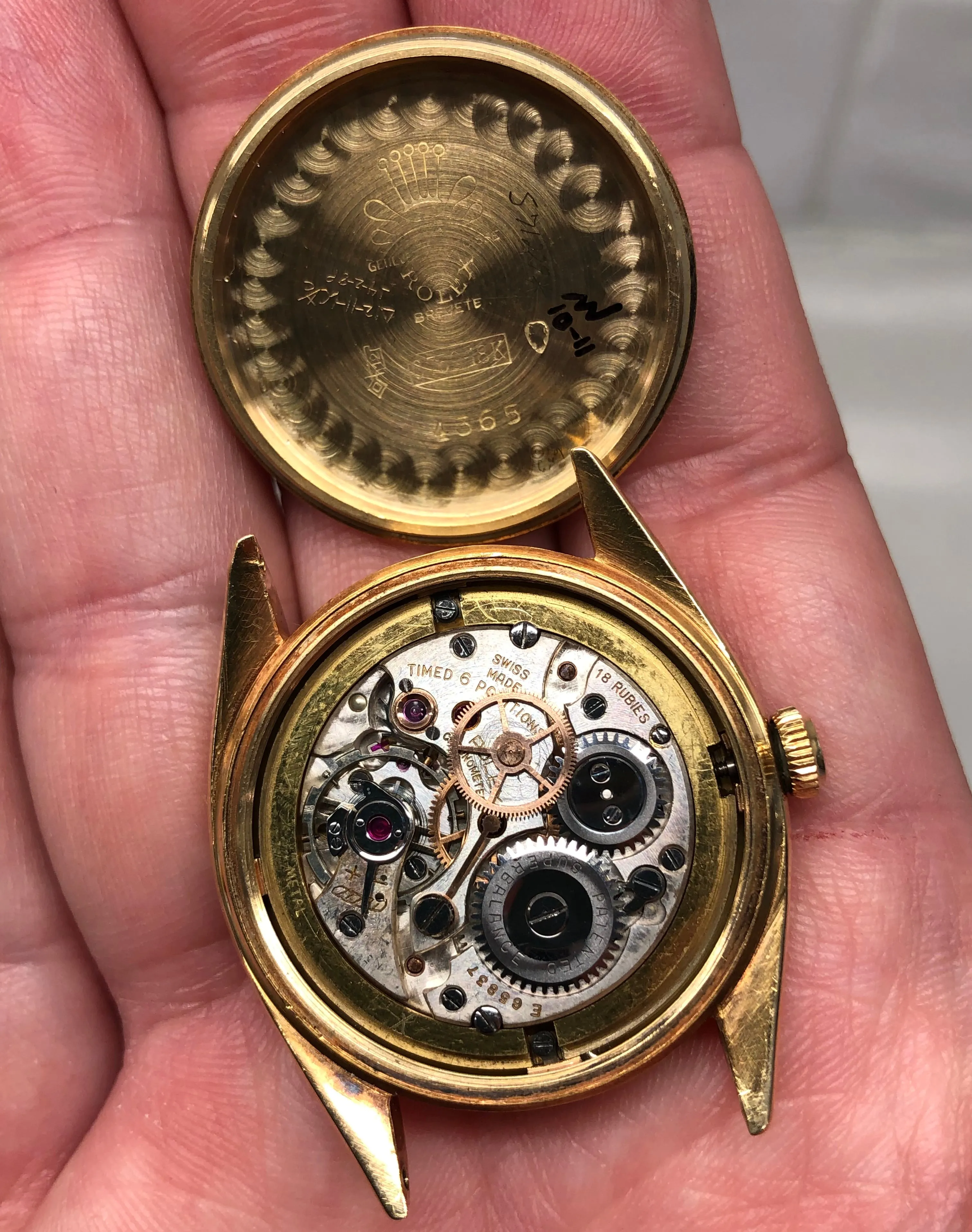 1947 Rolex Oyster 4365 18K Yellow Gold Chronometer Precision Wristwatch