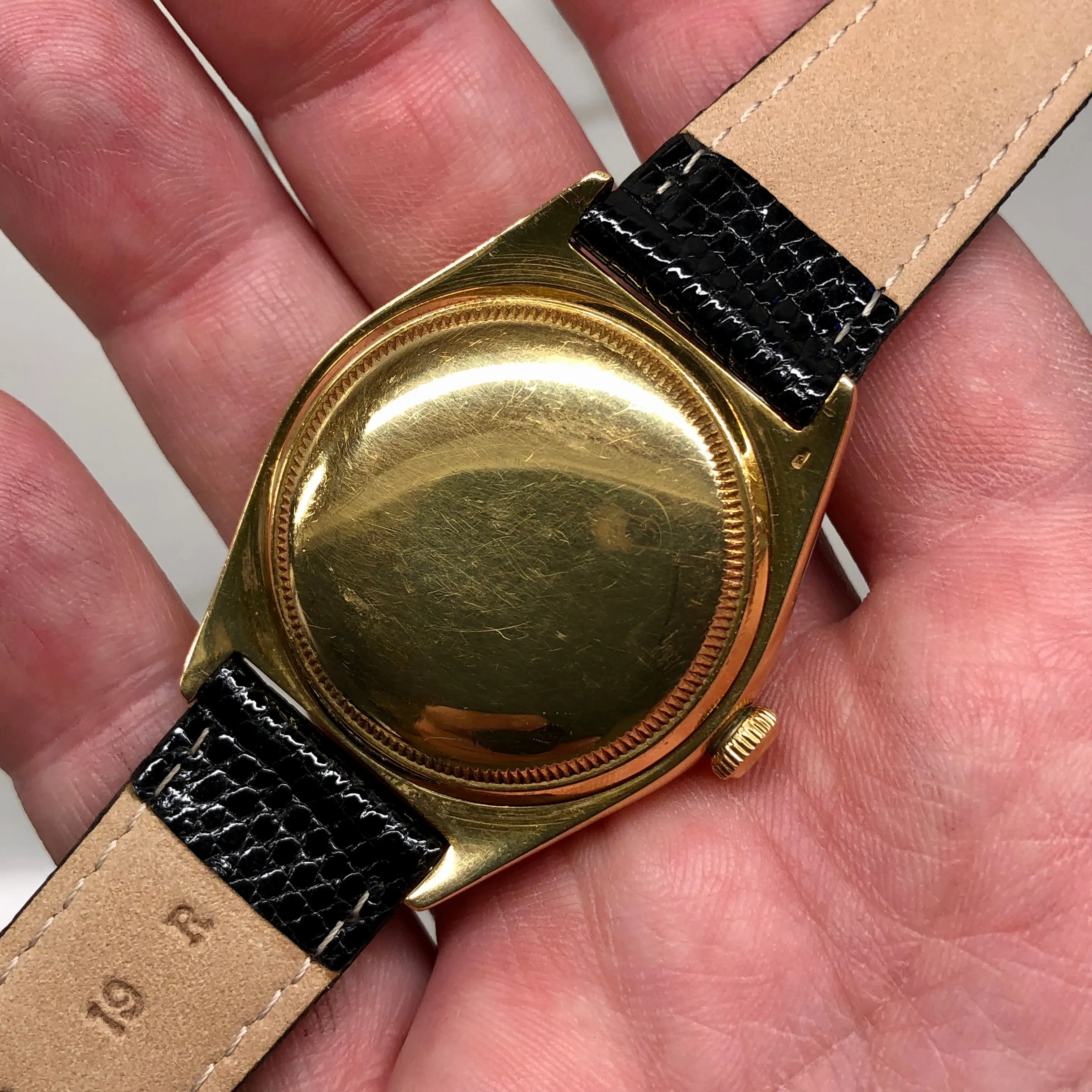 1949 Rolex Ovettone 5030 18K Yellow Gold Oyster Perpetual Big Bubbleback Roulette Wristwatch