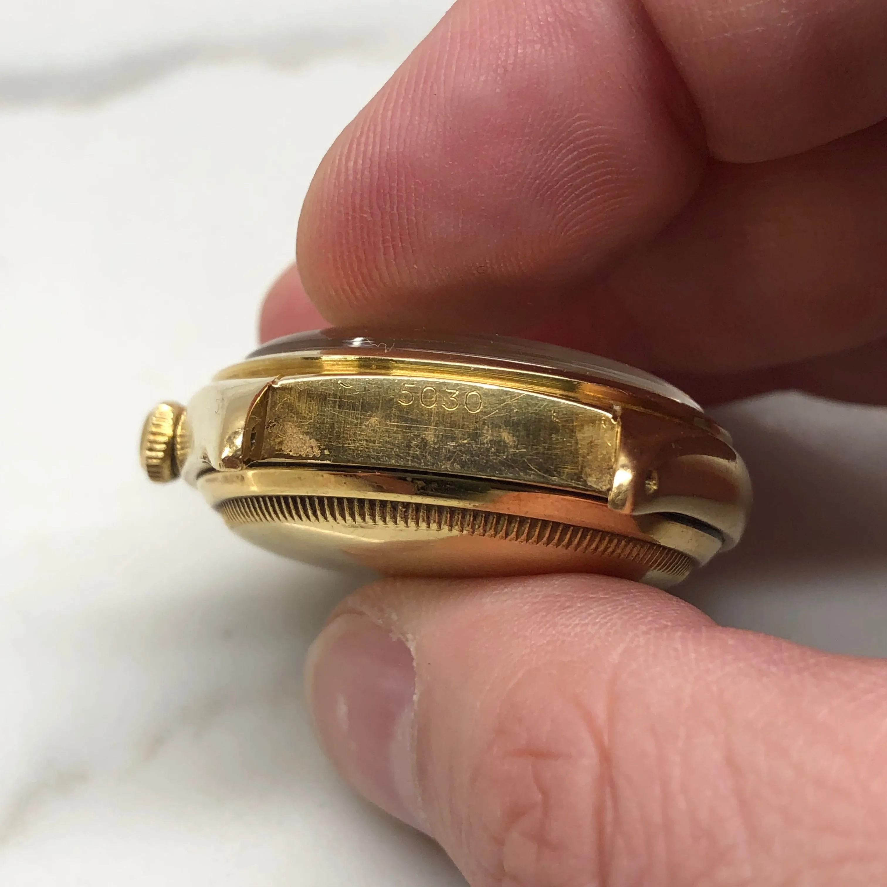 1949 Rolex Ovettone 5030 18K Yellow Gold Oyster Perpetual Big Bubbleback Roulette Wristwatch