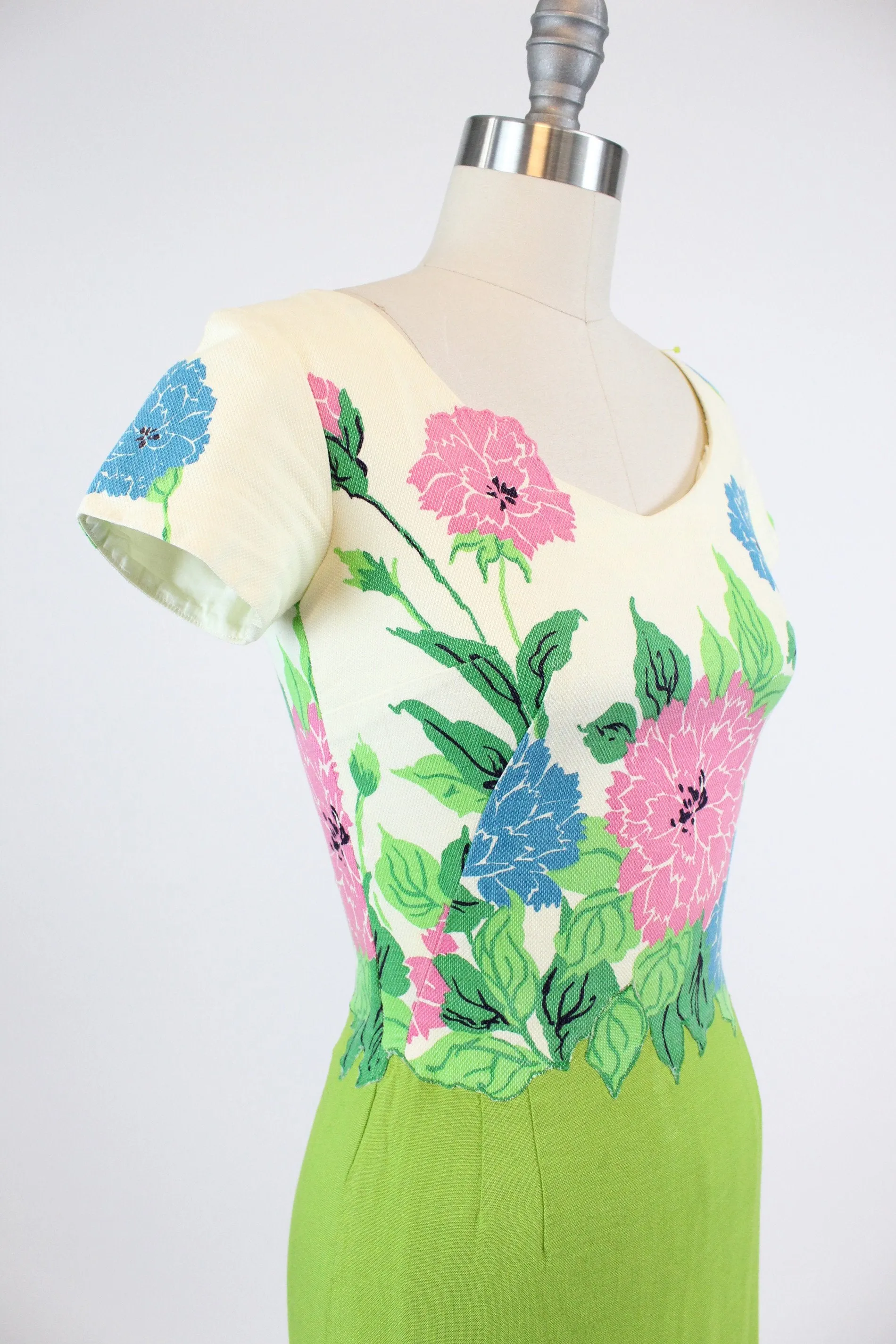 1950s Jeannette Alexander floral cotton pique dress xxs | new spring