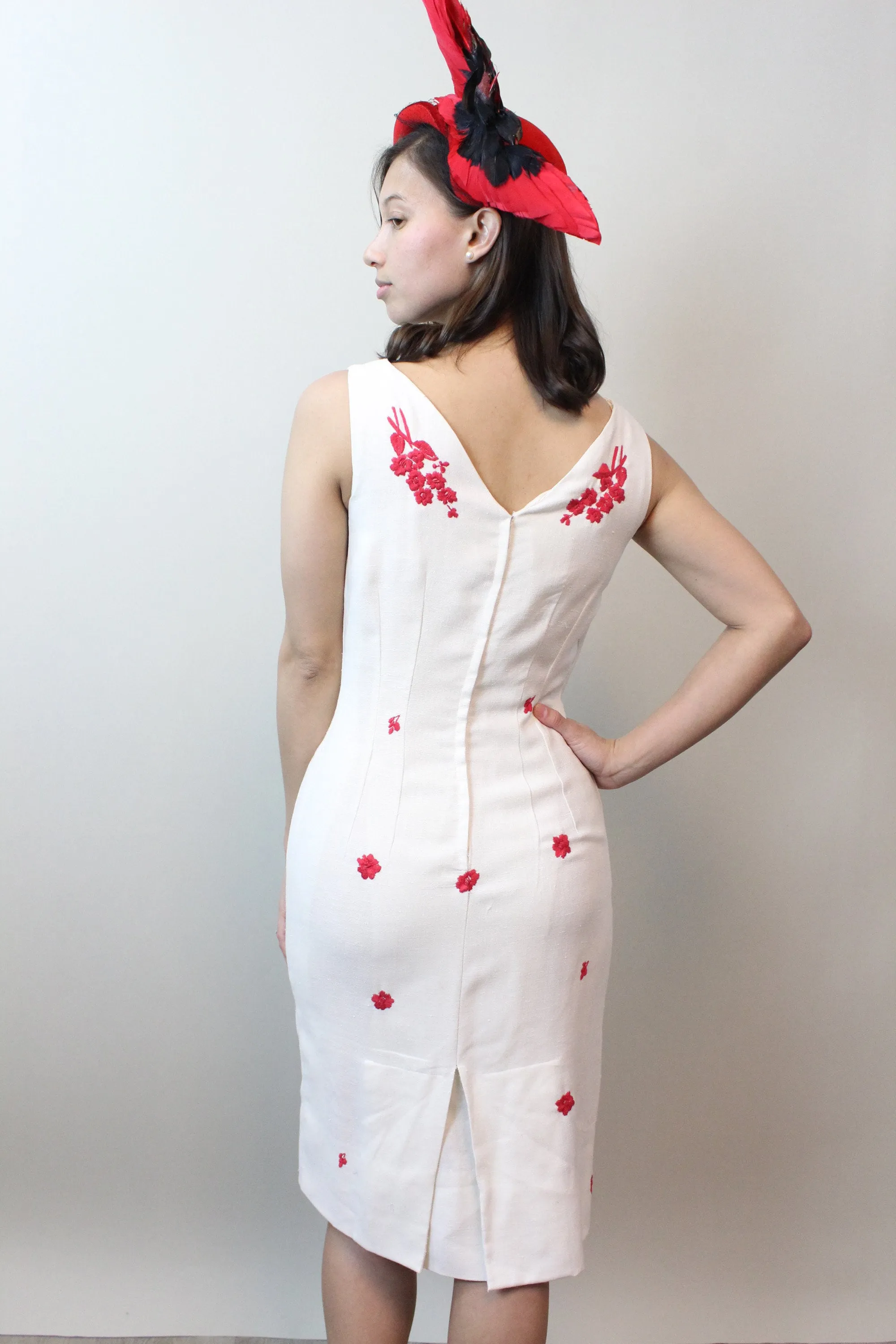 1950s LINEN embroidered wiggle dress xs | new spring