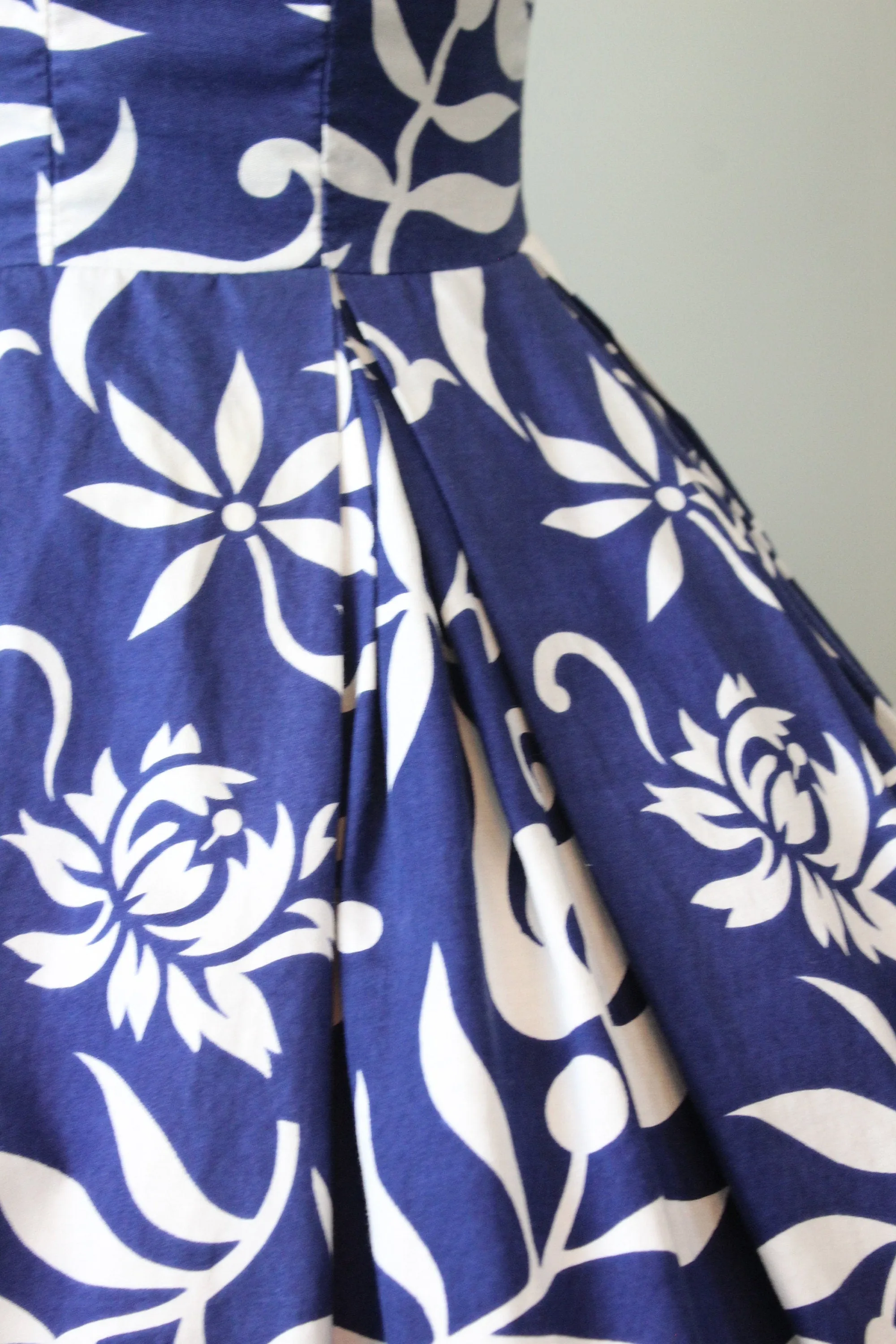 1950s PARADISE HAWAII cotton halter dress xs small | new spring