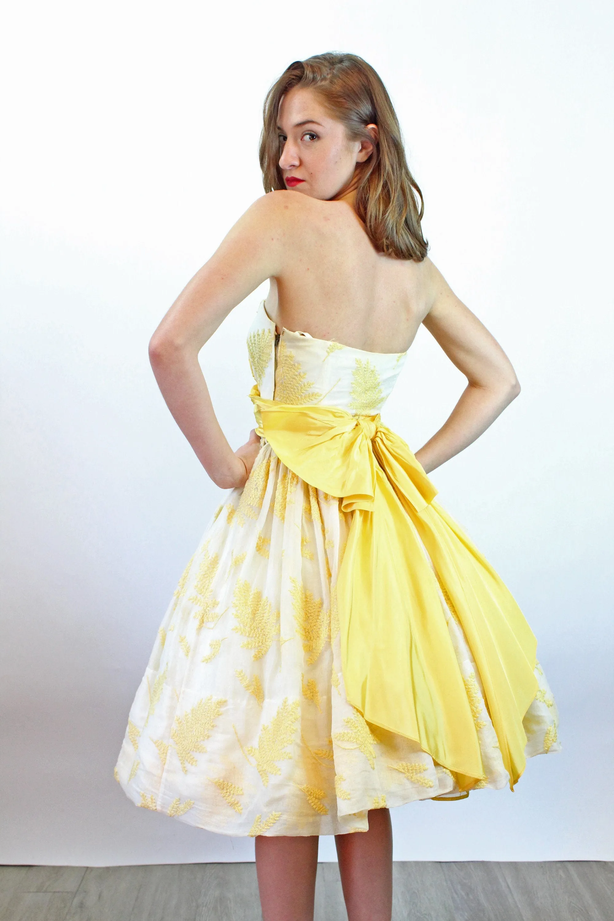 1950s WILL STEINMAN embroidered strapless dress xxs  | new spring