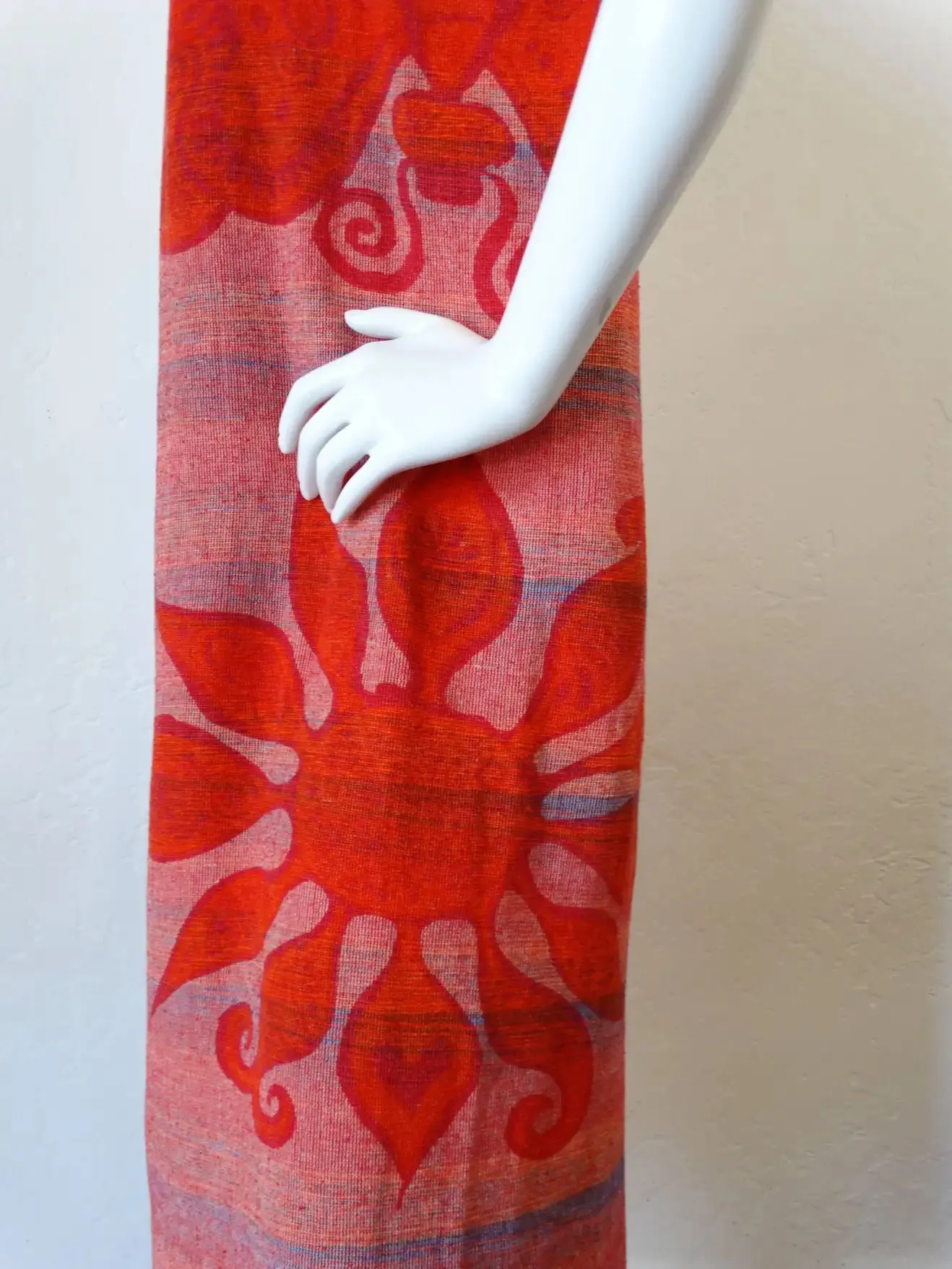 1970s Hooded Zip Up Rikma Floral Print Dress