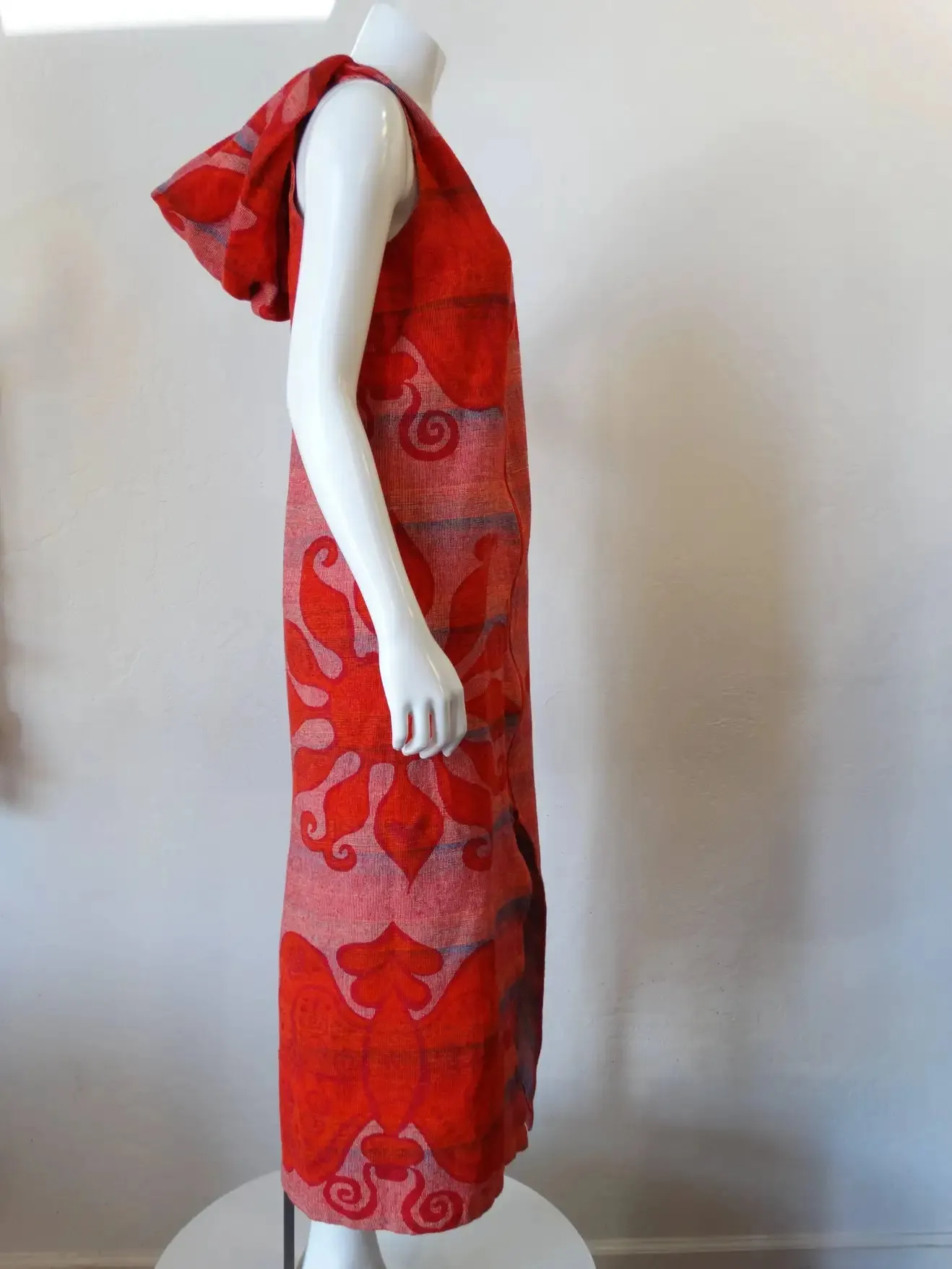 1970s Hooded Zip Up Rikma Floral Print Dress