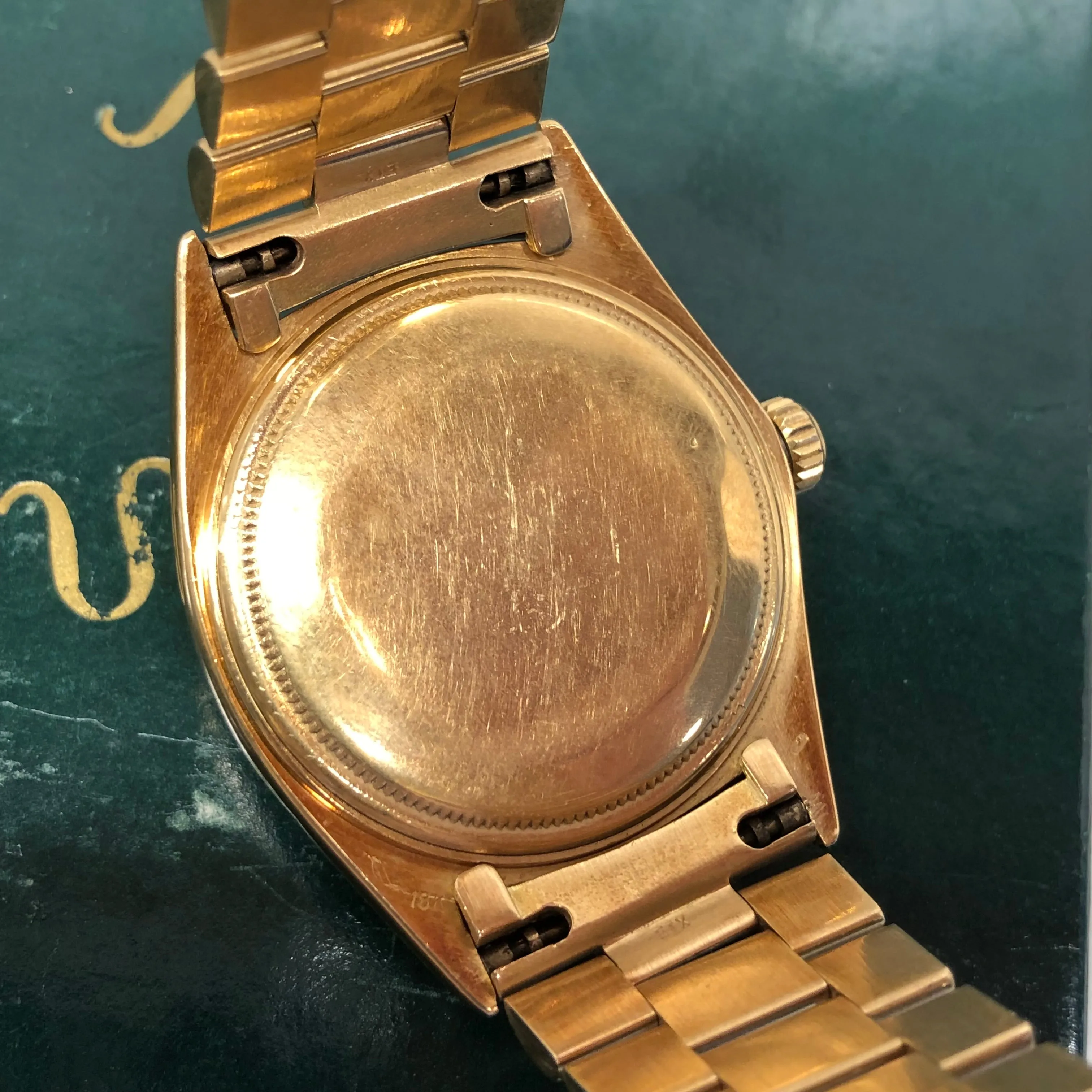 1972 Rolex President 1803 Day Date Yellow Gold Linen Champagne Wristwatch