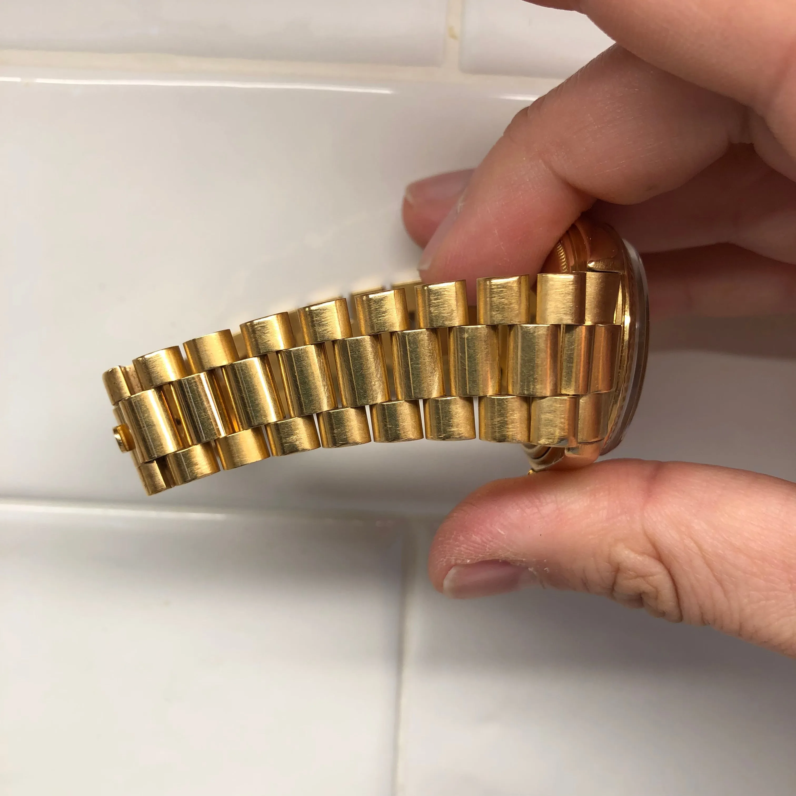 1972 Rolex President 1803 Day Date Yellow Gold Linen Champagne Wristwatch