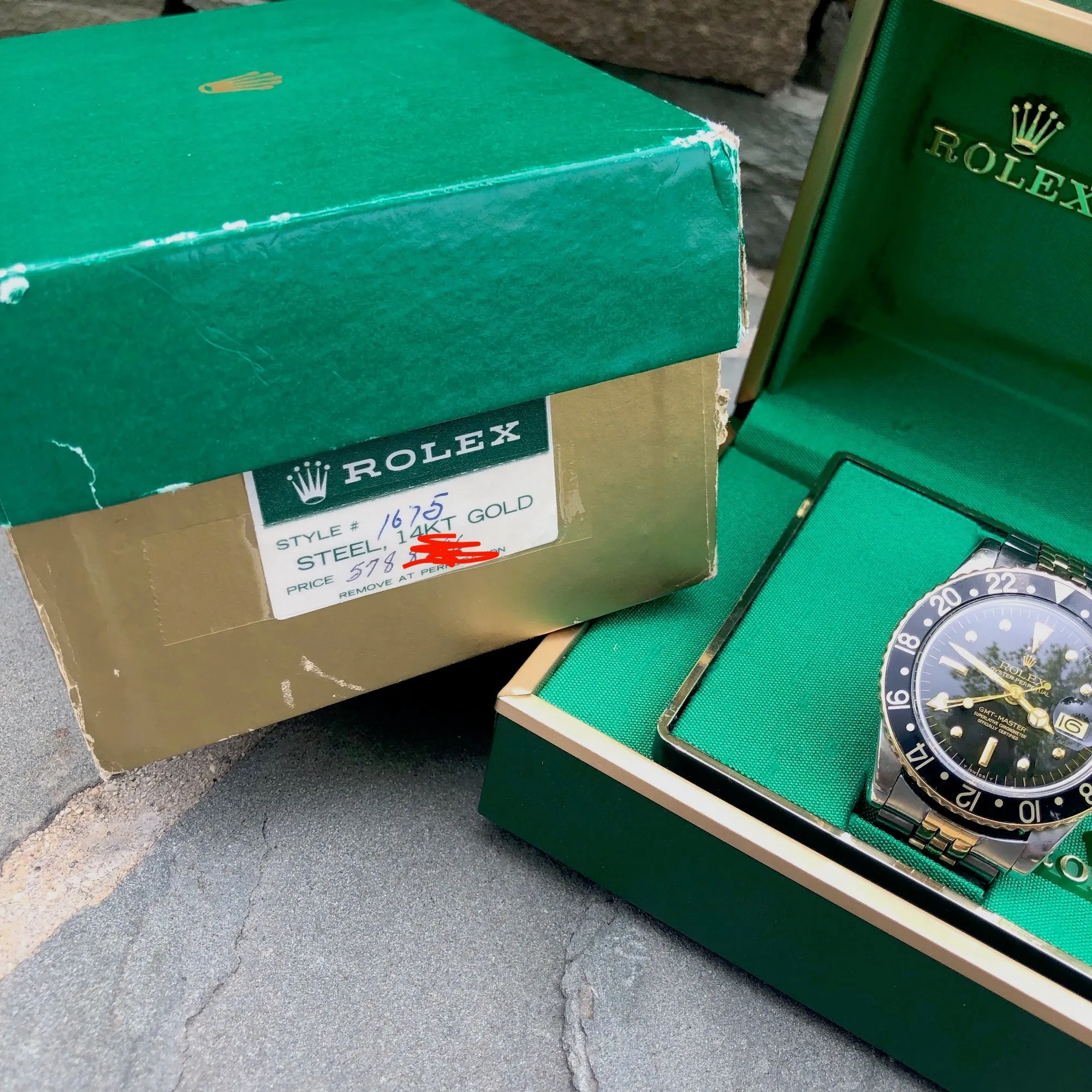 1978 Rolex GMT MASTER 1675 Black Tiger Eye Nipple Jubilee Bracelet Wristwatch