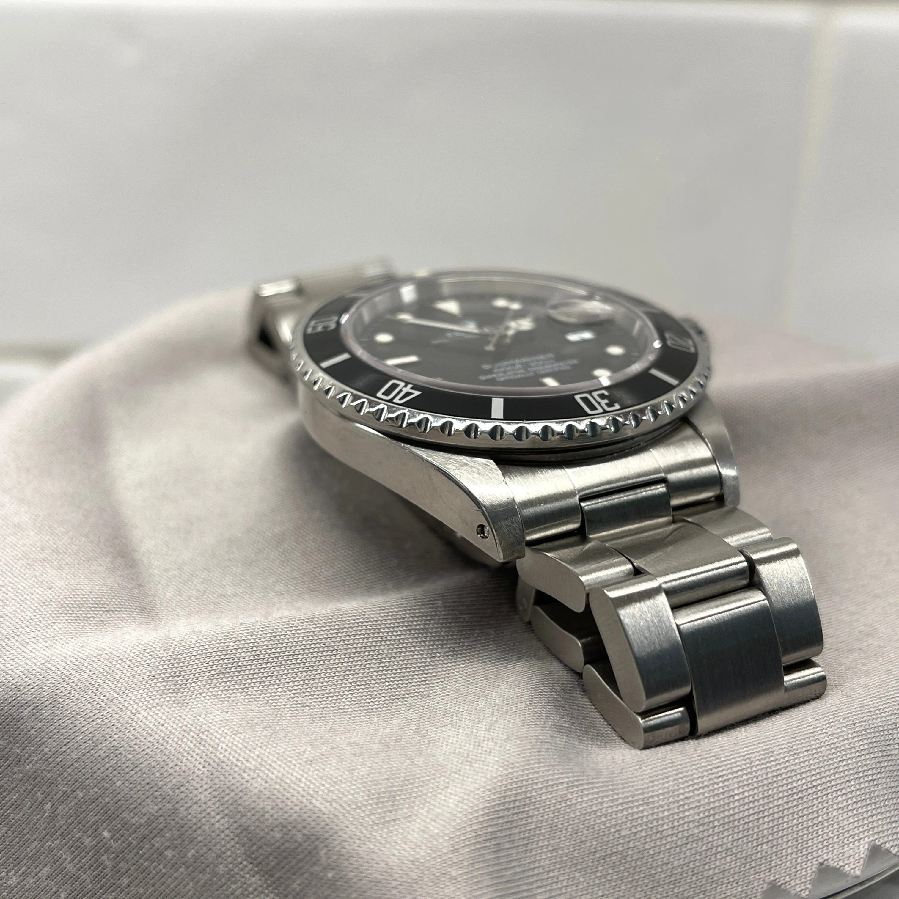 1985 Rolex Submariner Date 16800 Sapphire Tritium Wristwatch