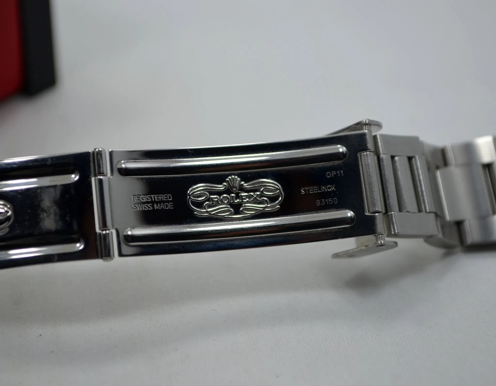 1986 Rolex 5513 Submariner Stainless Steel 9.4 Mil Wristwatch Box Papers