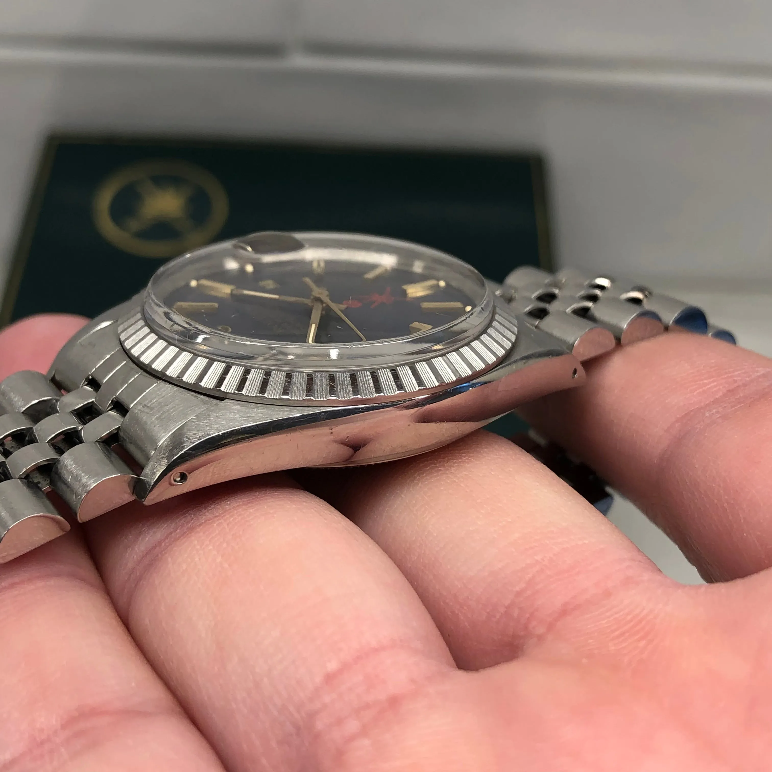 1986 Rolex Datejust 16030 Red Khanjar Sultan of Oman Blue Dial Automatic Wristwatch with Original Box