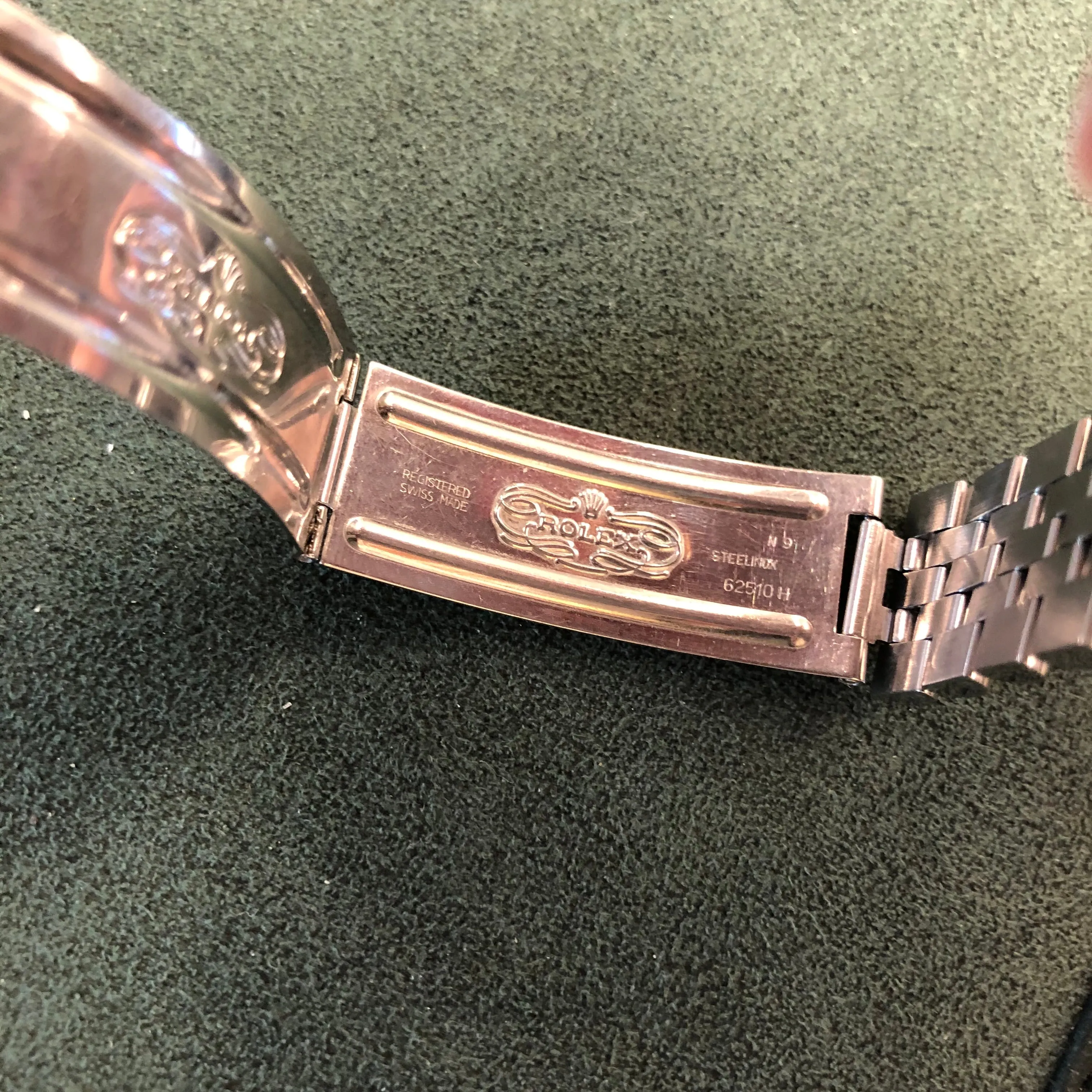 1989 Vintage Rolex Datejust 16220 Cream Jubilee Steel Engine Turned Automatic Wristwatch
