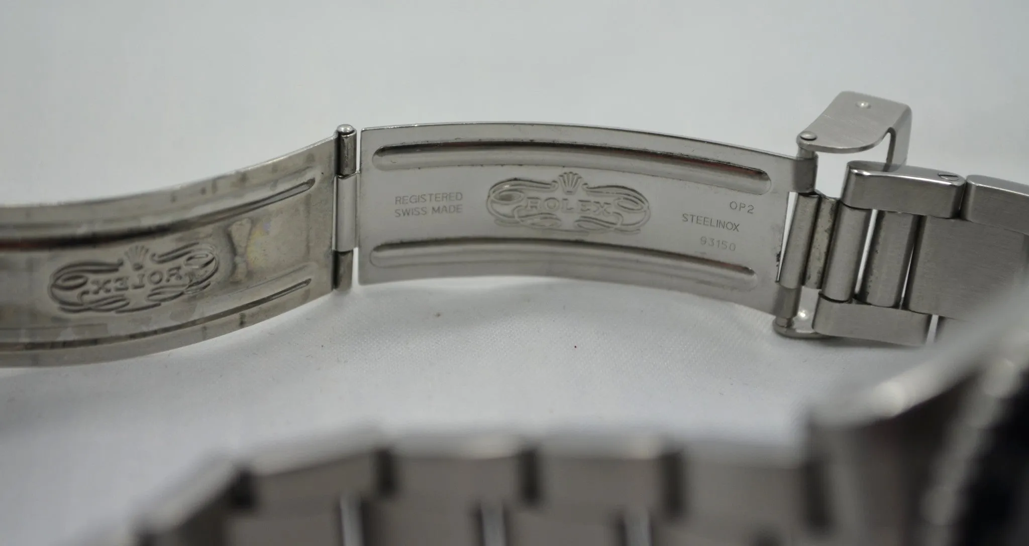 1993 Rolex GMT Master 16700 Stainless Steel Oyster "S" Serial Wristwatch