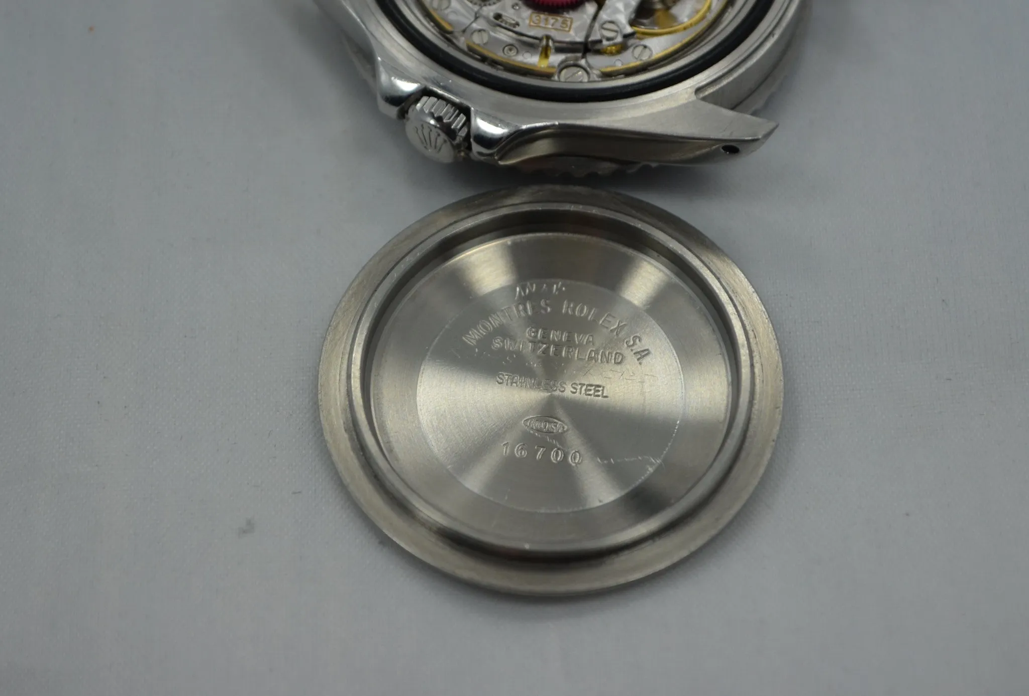 1993 Rolex GMT Master 16700 Stainless Steel Oyster "S" Serial Wristwatch