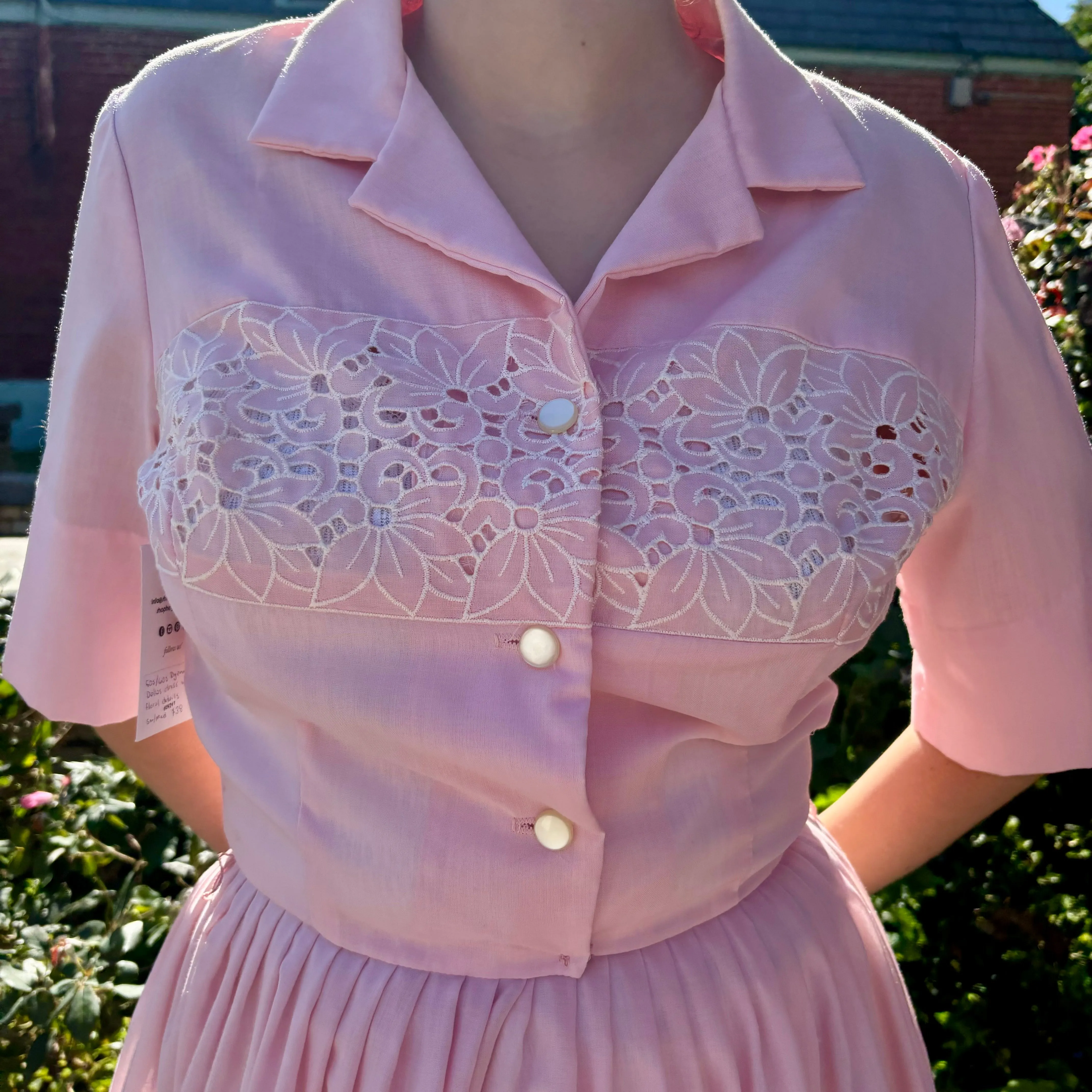 50s/60s Dyanne Dallas dress w/ floral details