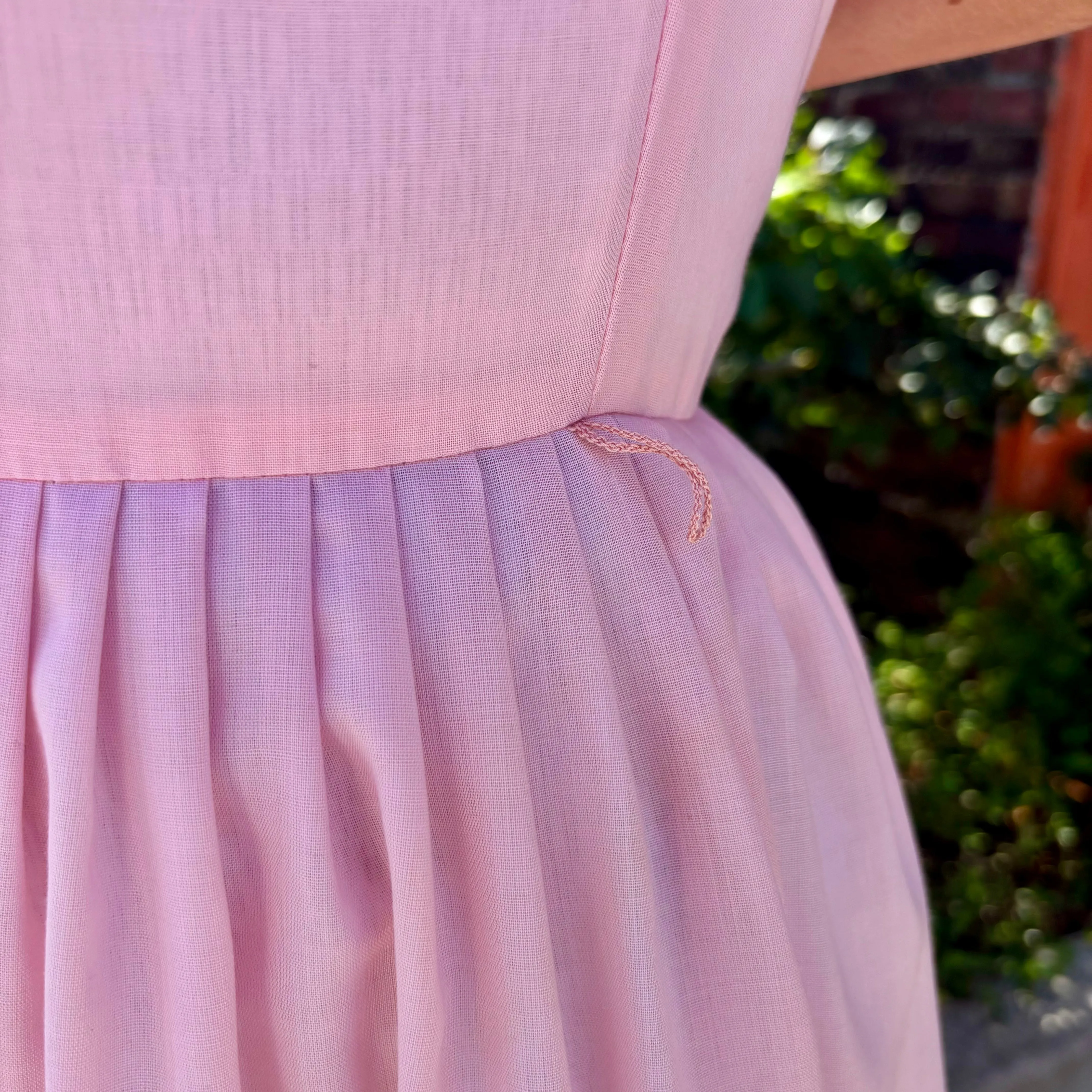 50s/60s Dyanne Dallas dress w/ floral details