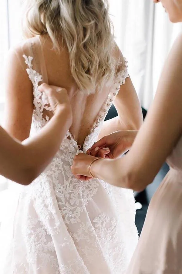 A-line Vintage Lace Wedding Gowns Illusion Neck Wedding Dresses WD318