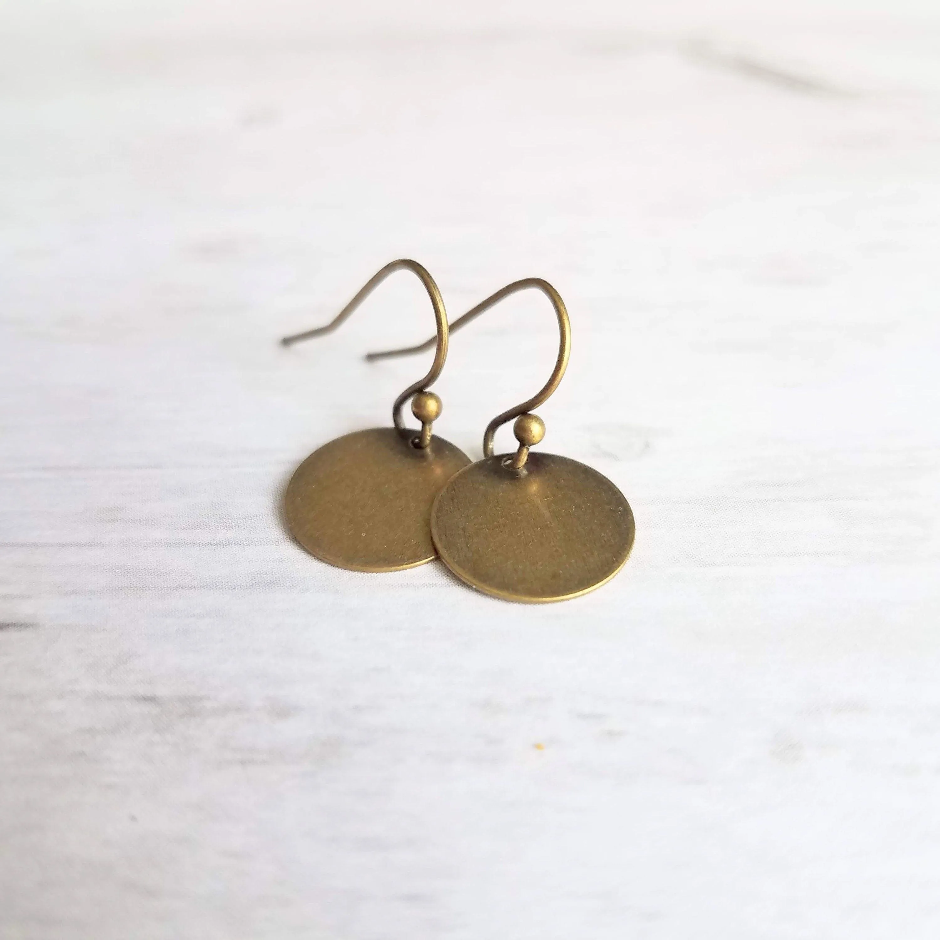 Antique Brass Disk Earrings, small bronze disk, disc earring, flat round earring, antique bronze, rustic earring, round dangle, thin circle