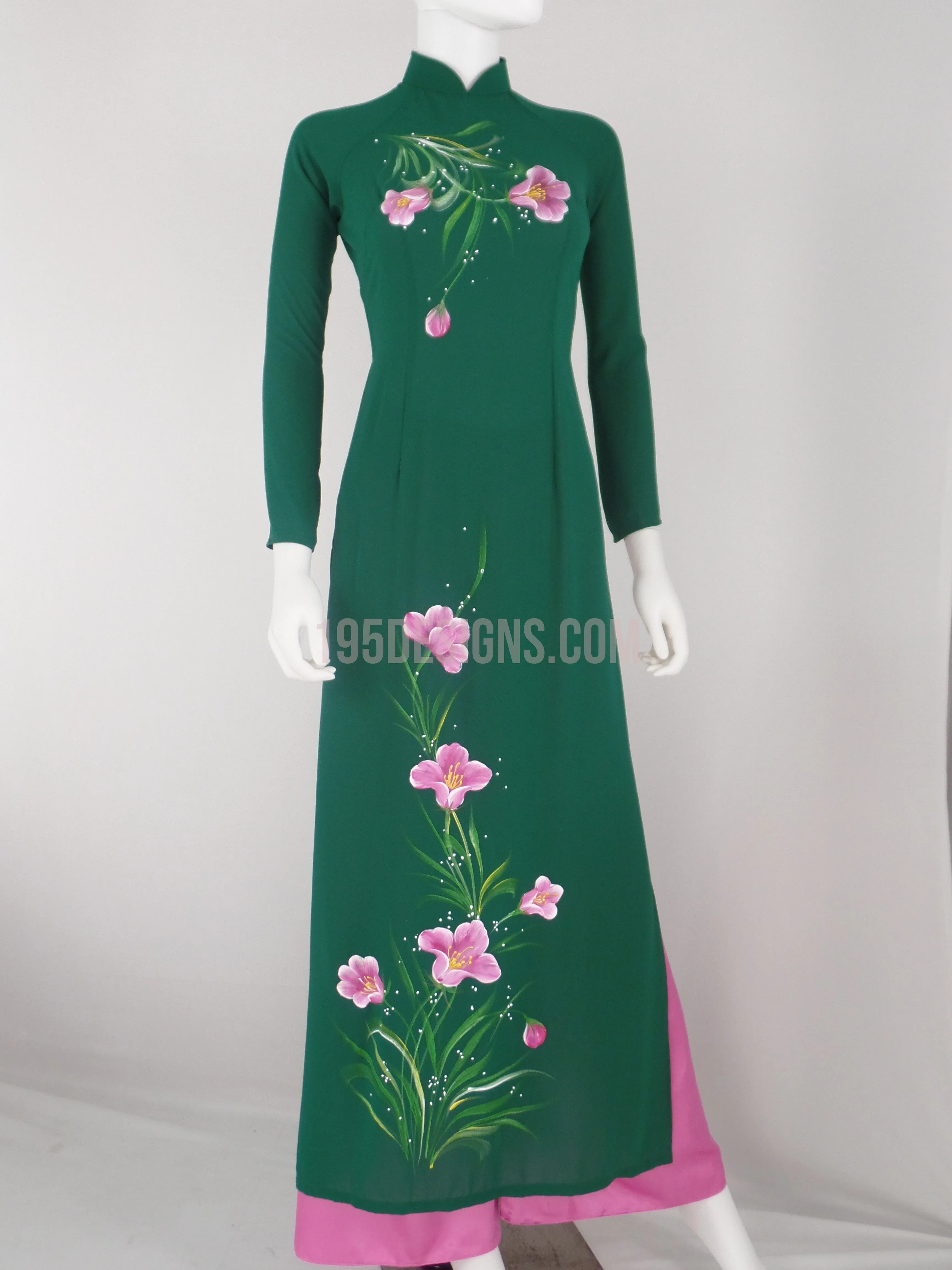 Ao Dai xanh cổ vịt tầm ý vẽ hoa