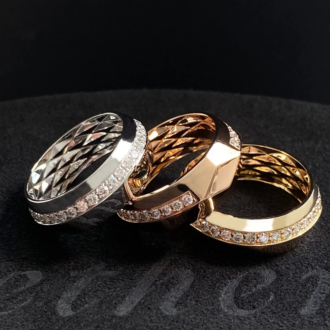 Ascent 7mm Pavé Diamond Bevel Band