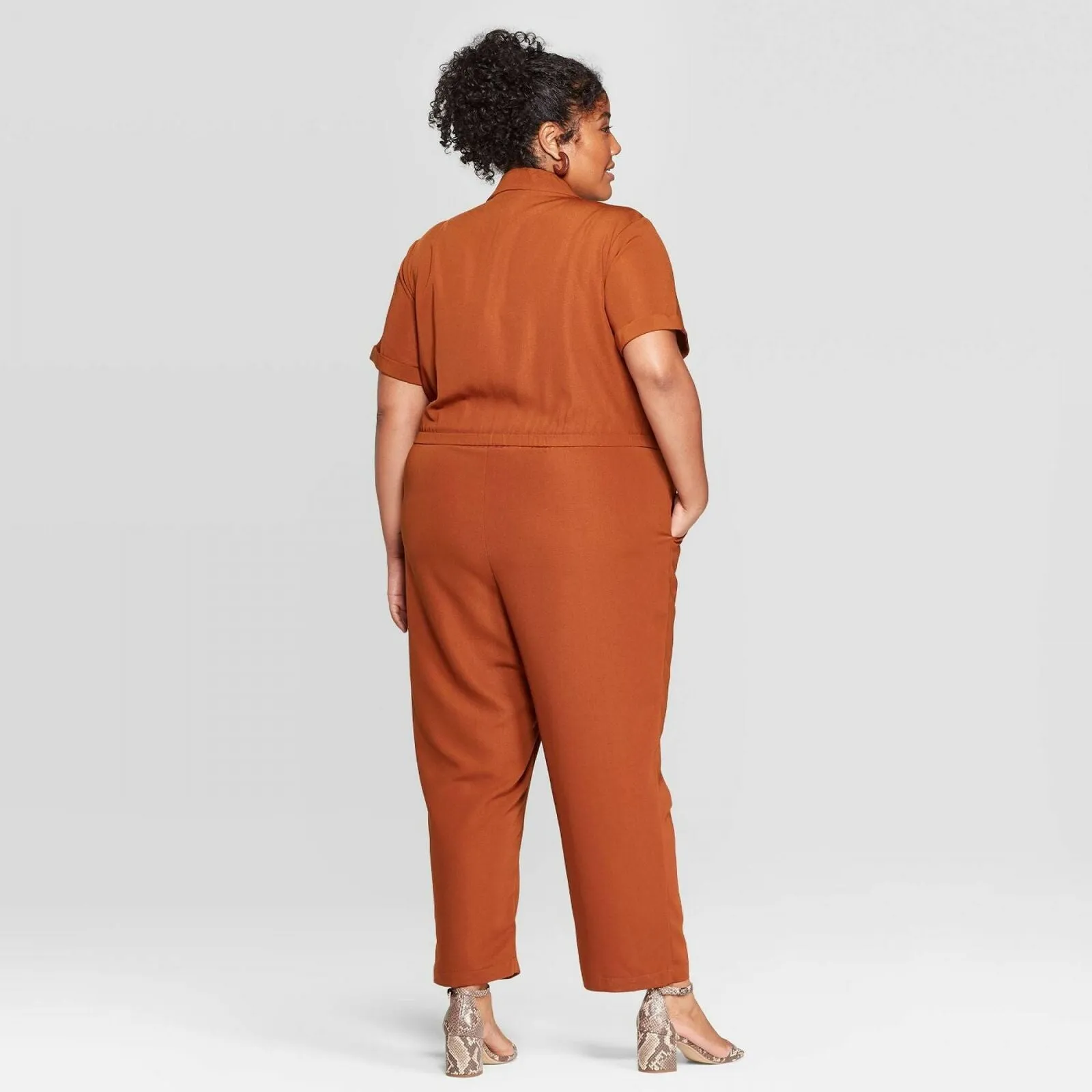 Ava & Viv Women's Plus Size Short Sleeve Notch Collar Jumpsuit