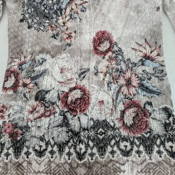 BELLE FRANCE Women's Lightweight Long Sleeve Sweater  Size S  Multi Color