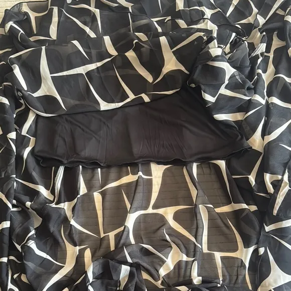 Black and White Geometric Dress
