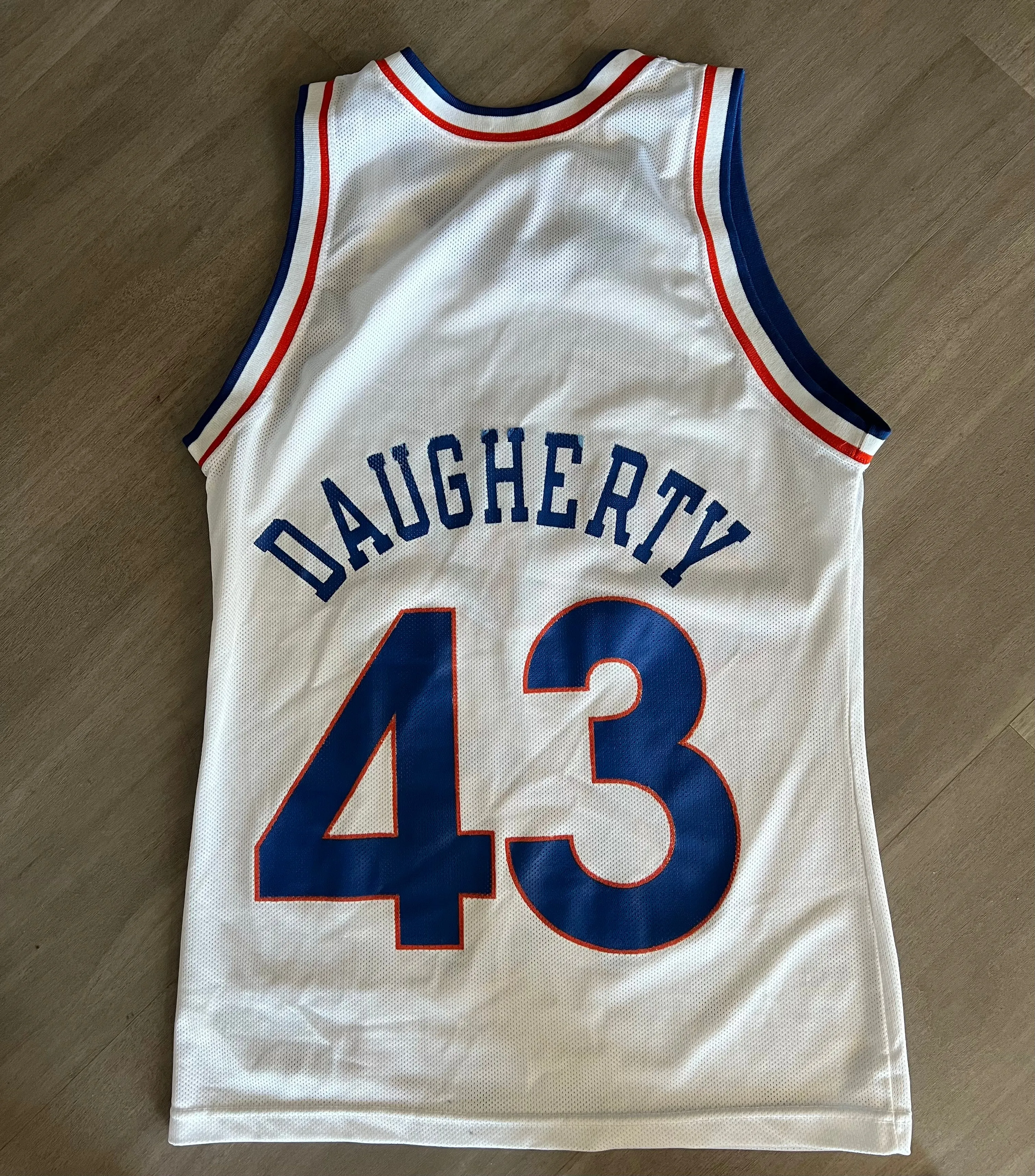 CAVS VINTAGE JERSEY