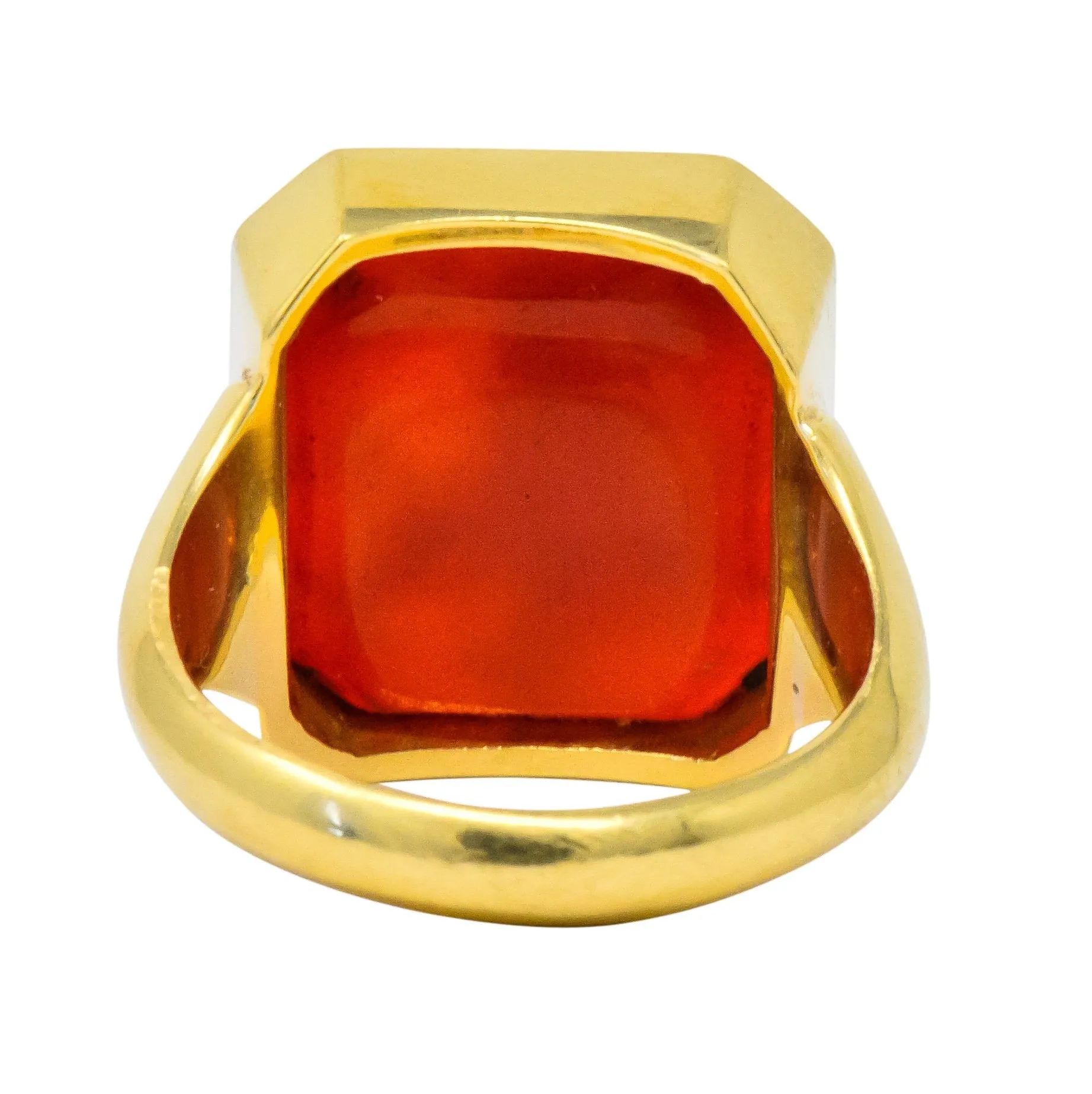 Charles Green & Son Vintage English Carnelian Intaglio 18 Karat Gold Unisex Signet Ring