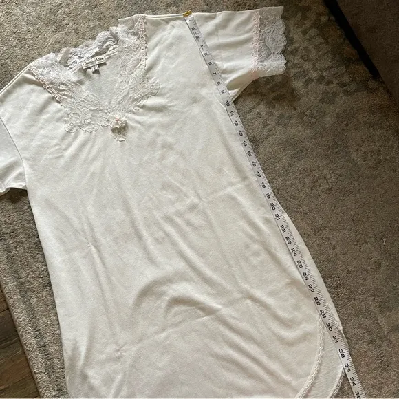 Christian Dior Vintage Union Label White Cotton Dollette Lace Trim Nightgown