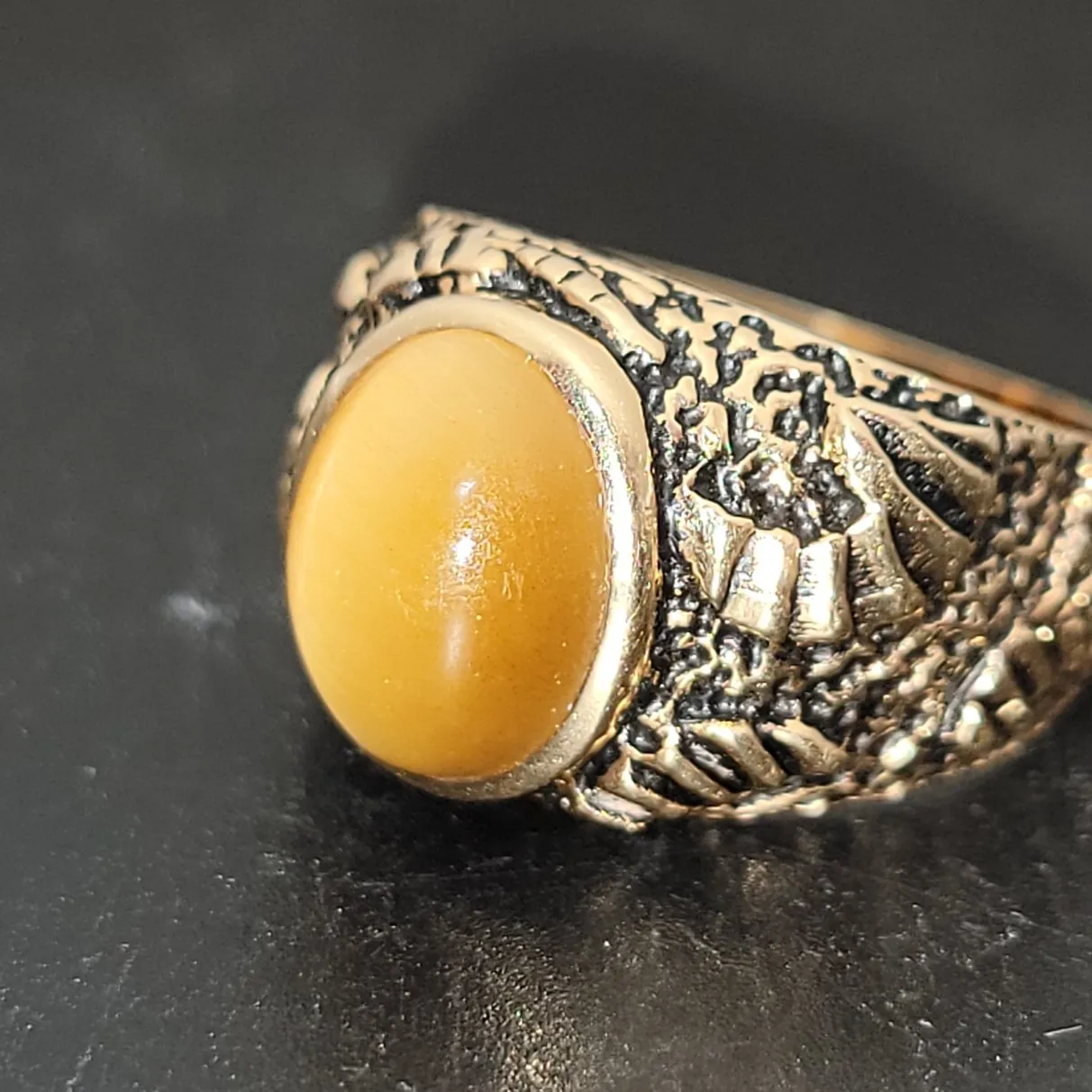 Chrysoberyl Cats Eye Ring 14kt Gold Leaf Nugget Ring