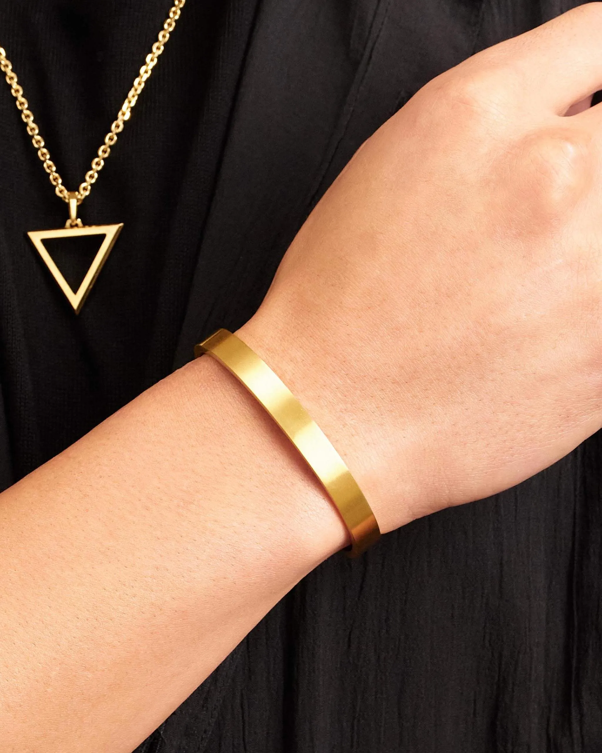 Classic Cuff Bracelet - Gold