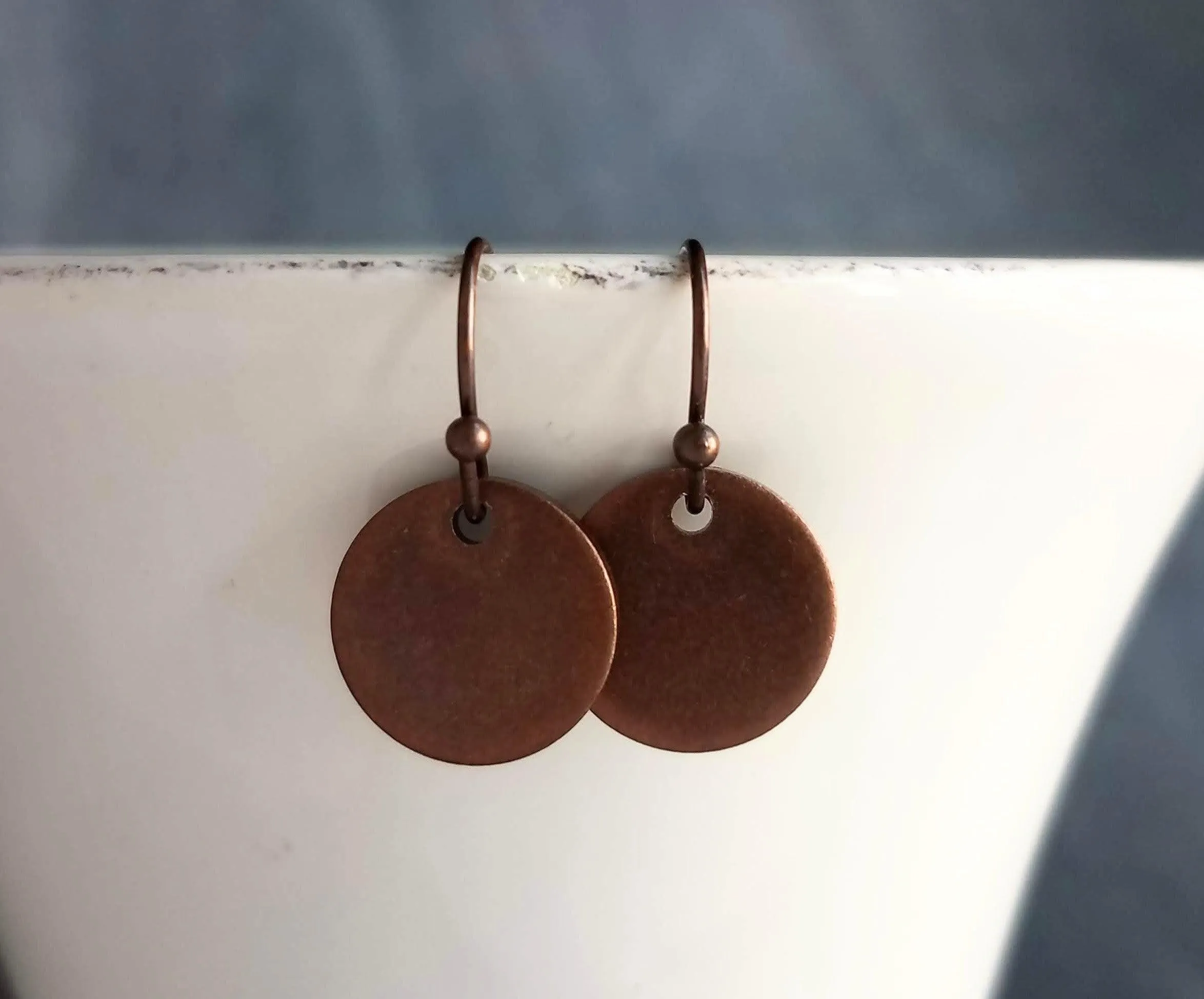 Copper Disk Earrings, round copper dangle earring, antique copper earring, small flat disk earring, lightweight copper earring, aged copper
