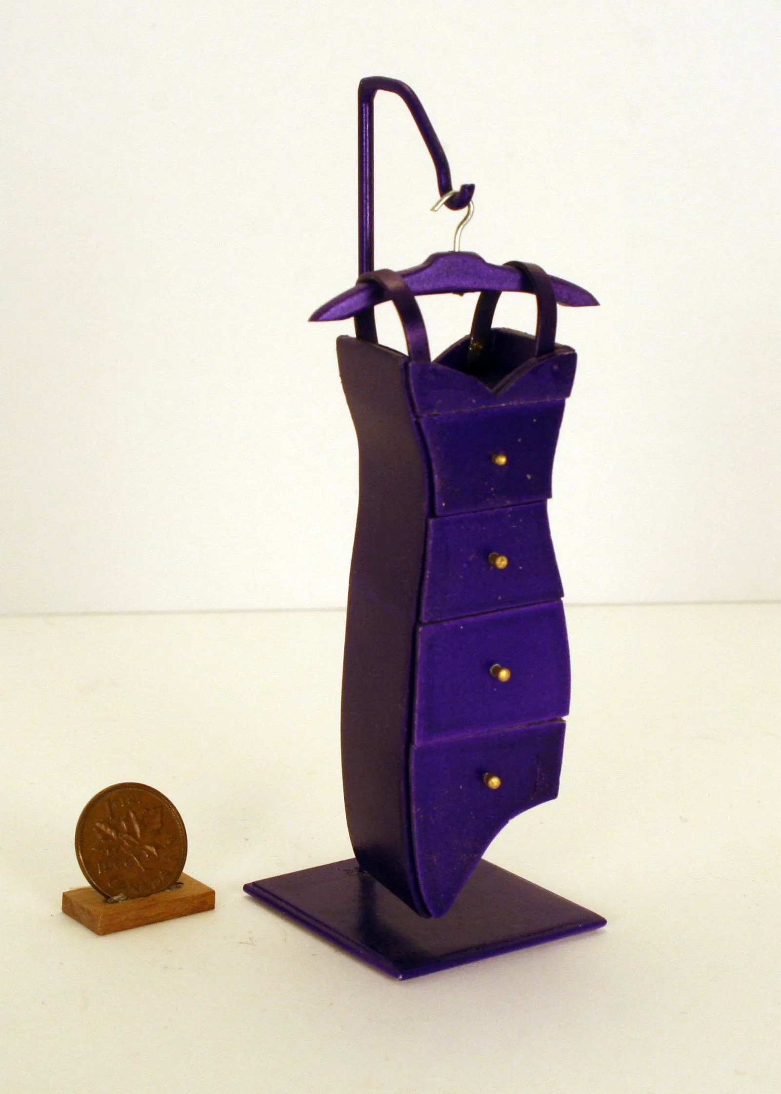 Dress Cabinet