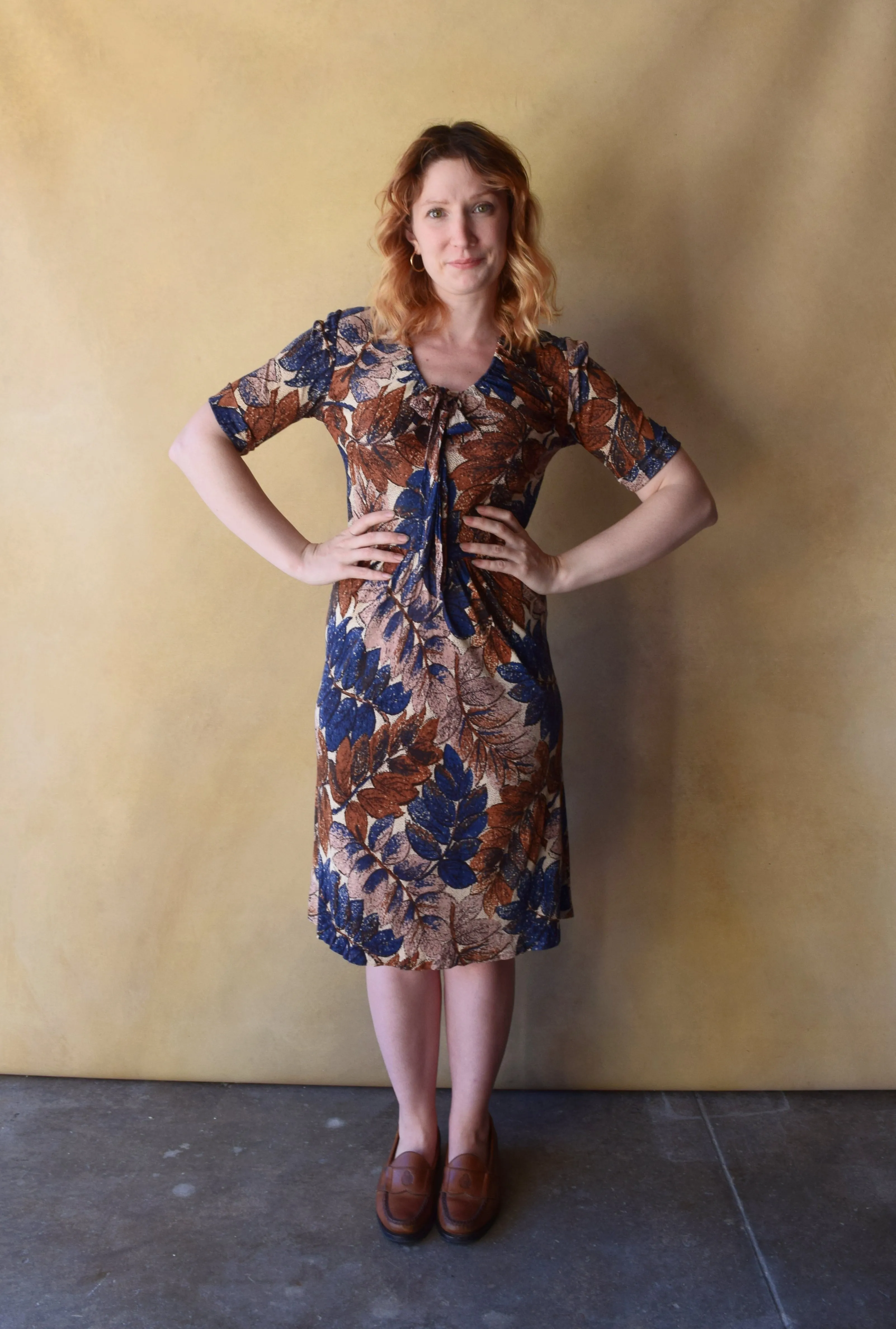 Early 1940s rayon jersey dress . vintage 40s dress . size s