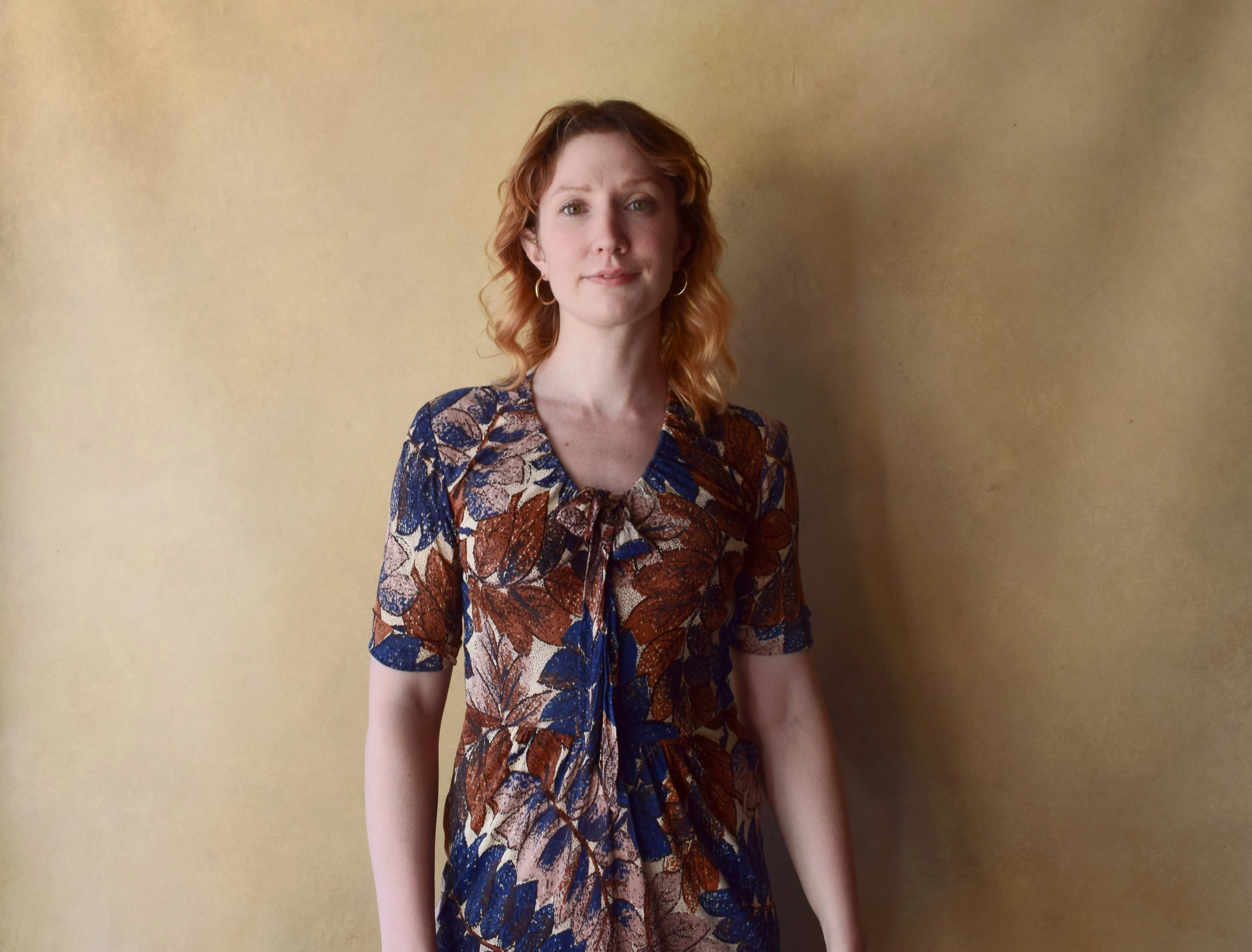 Early 1940s rayon jersey dress . vintage 40s dress . size s