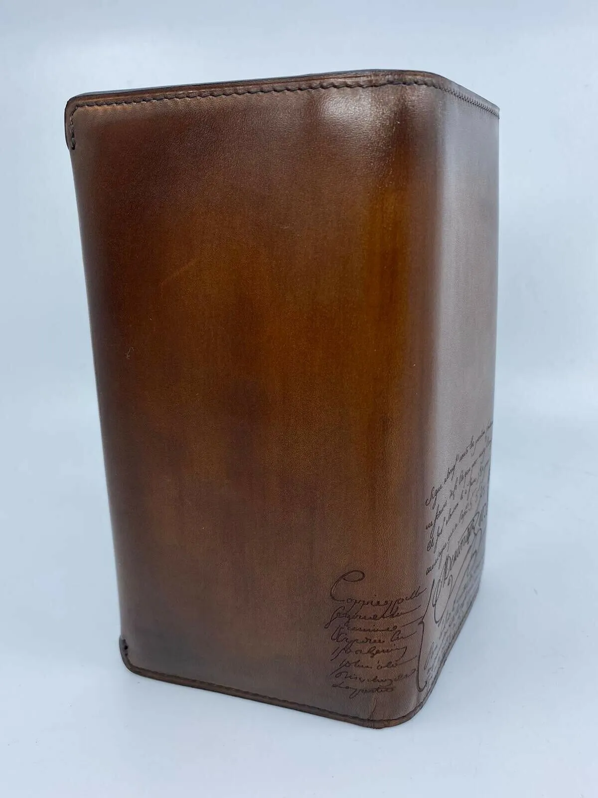 Espace Scritto Leather Long Wallet