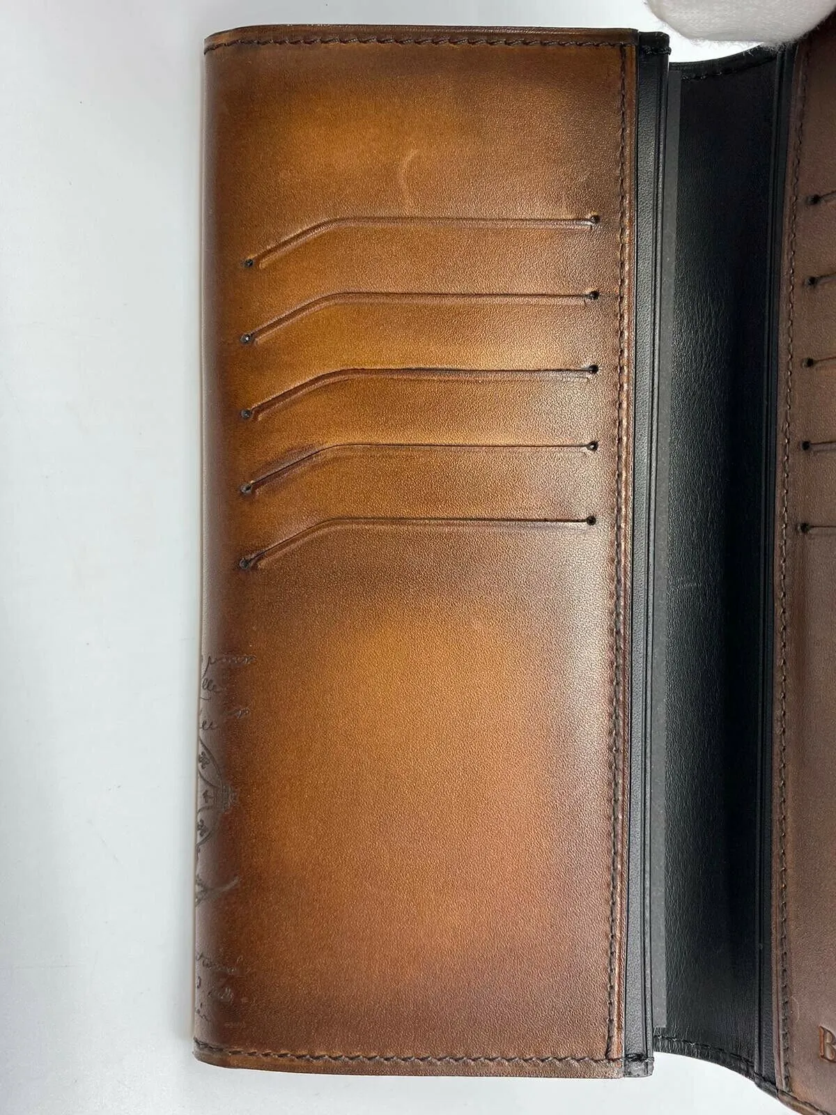 Espace Scritto Leather Long Wallet
