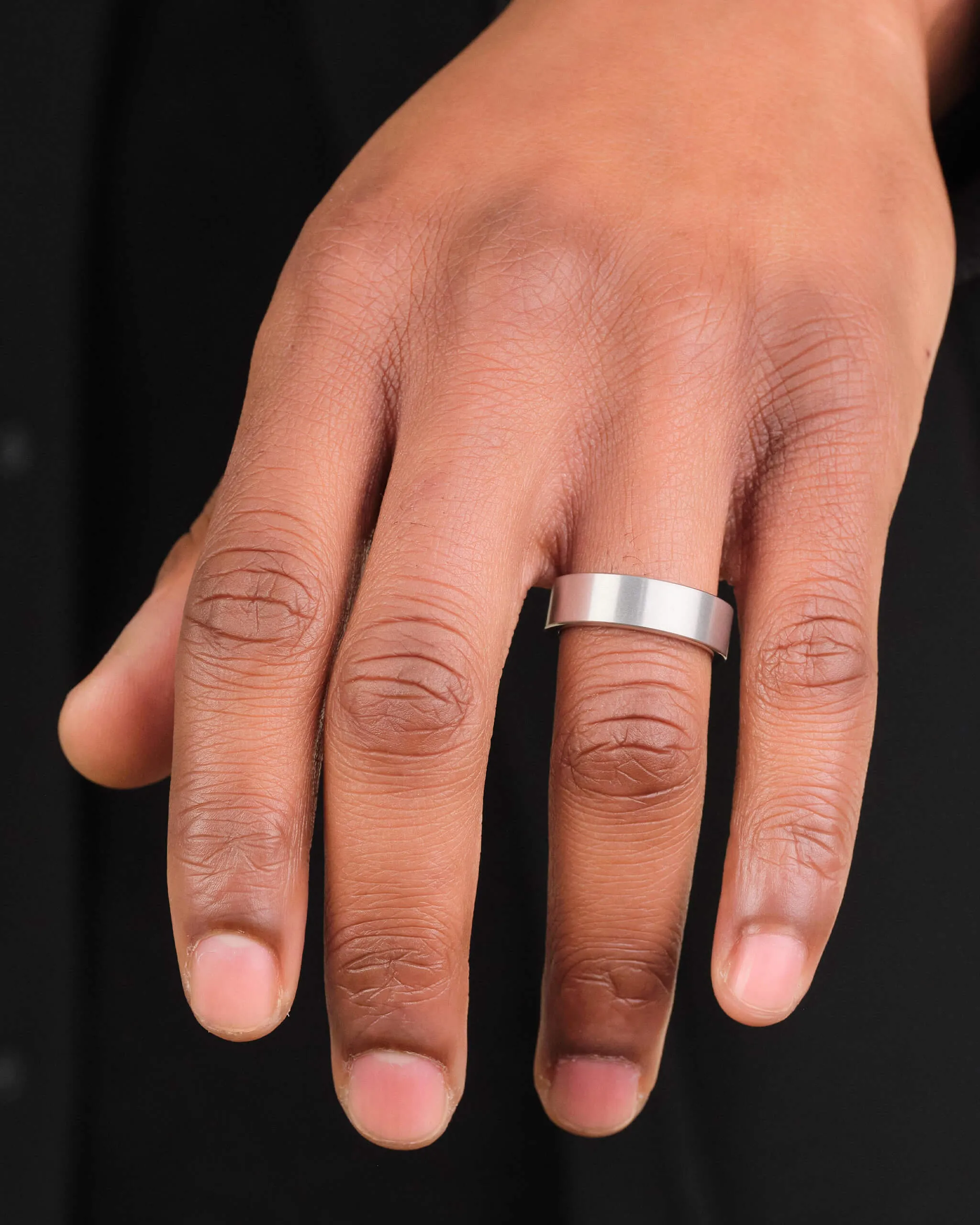 Flat Comfort Fit Wedding Band - 7mm