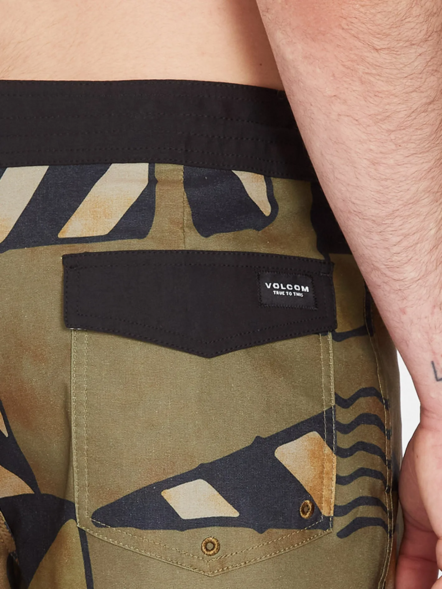 Geo Stoney 19" Boardshort - SERVICE GREEN