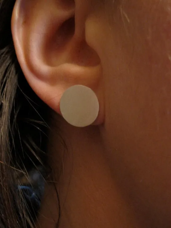Georgeous Hand-Made Large Flat 13mm Circle Stud Earrings - 0047