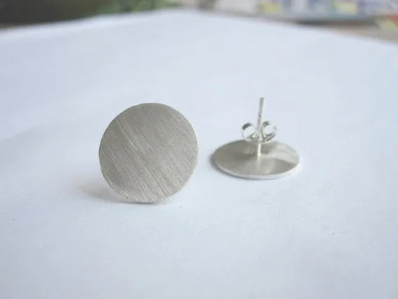 Georgeous Hand-Made Large Flat 13mm Circle Stud Earrings - 0047