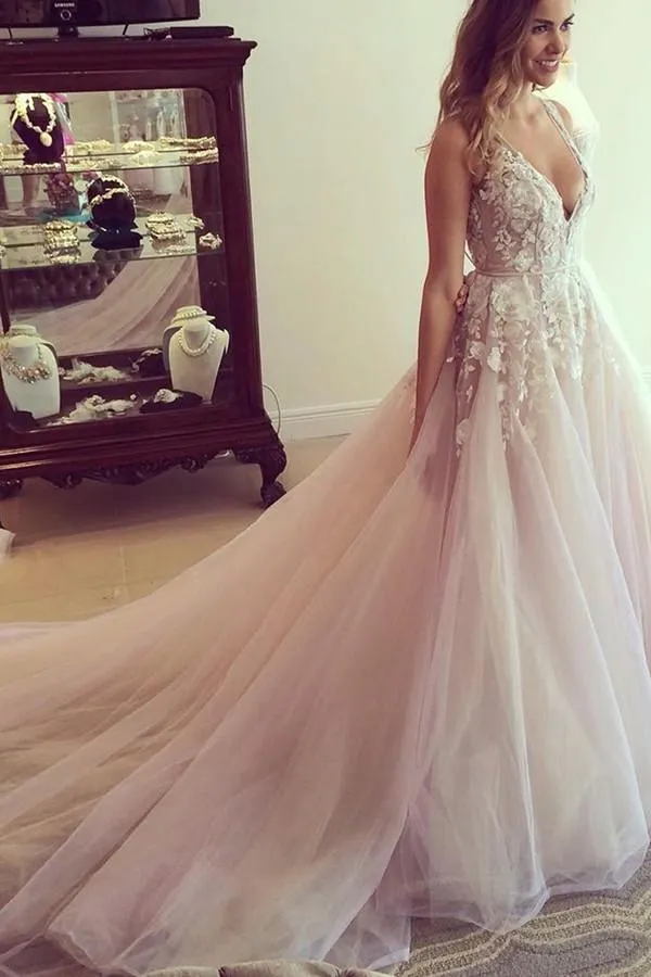 Gorgeous A-line Scoop Long Wedding Dress With Appliques  TN0082