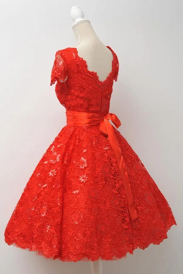 Gorgeous Scalloped-Edge Knee-Length Red Lace Homecoming Dress With Sash TR0097