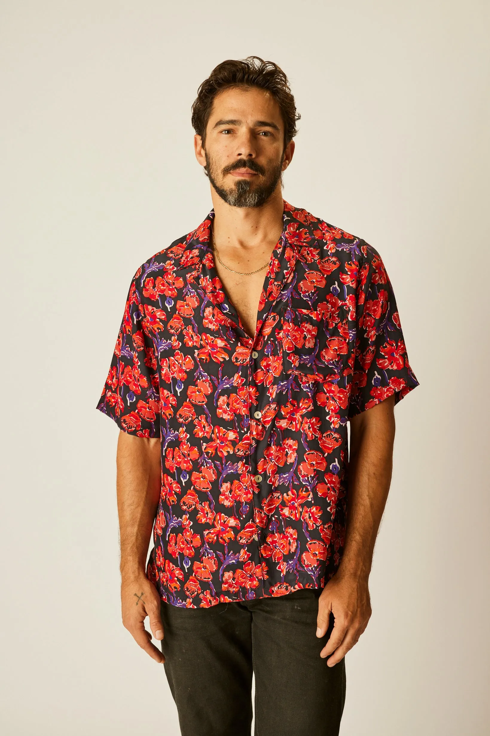 KEVIN SHIRT (UNISEX)