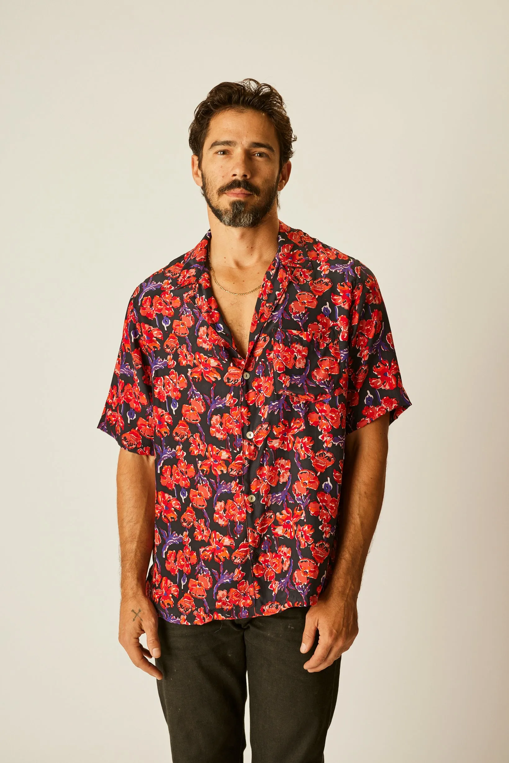 KEVIN SHIRT (UNISEX)